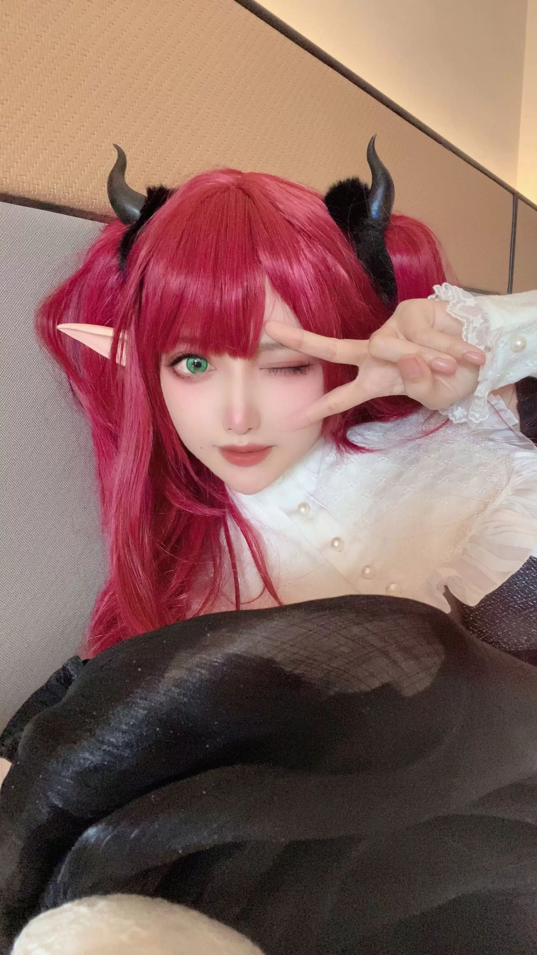 Shika小鹿鹿 – 喜多川海梦 小雫内衣 [17P] - 秀人网免费无水印在线套图写真