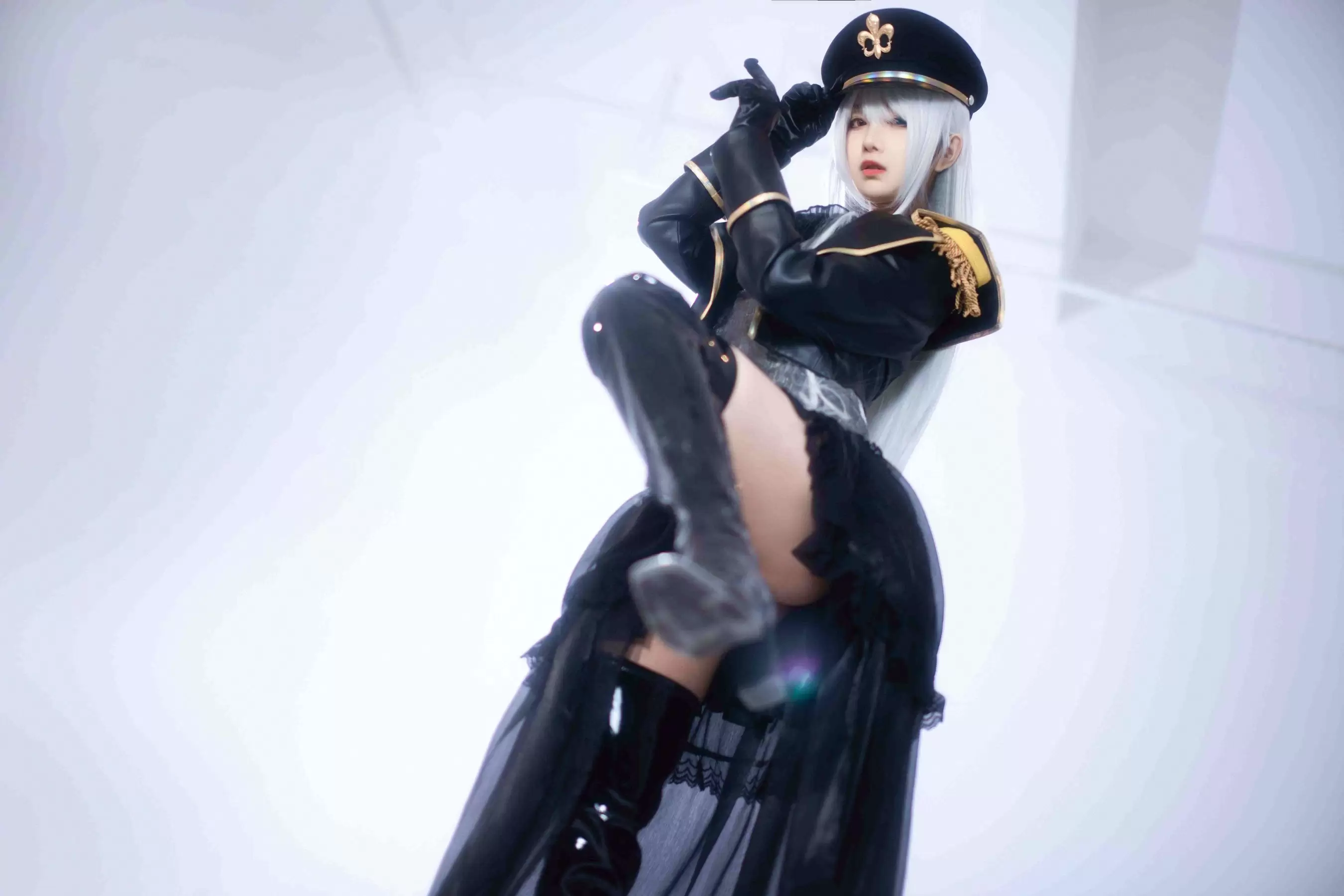 Shika小鹿鹿 – 黑山梗菜 [24P] - 秀人网免费无水印在线套图写真