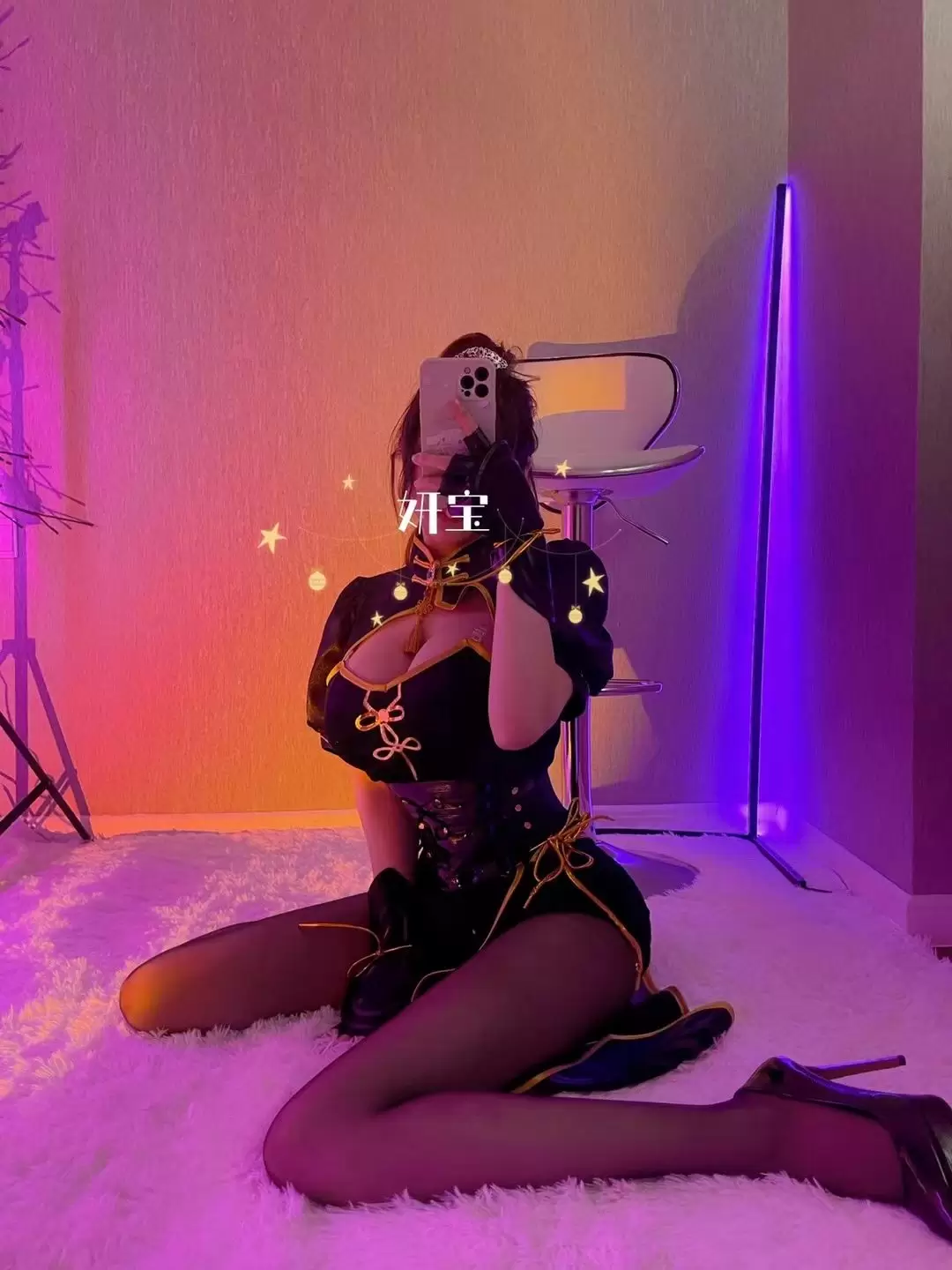 人气Coser啾小妍 – 妍宝 [299P] - 秀人网免费无水印在线套图写真