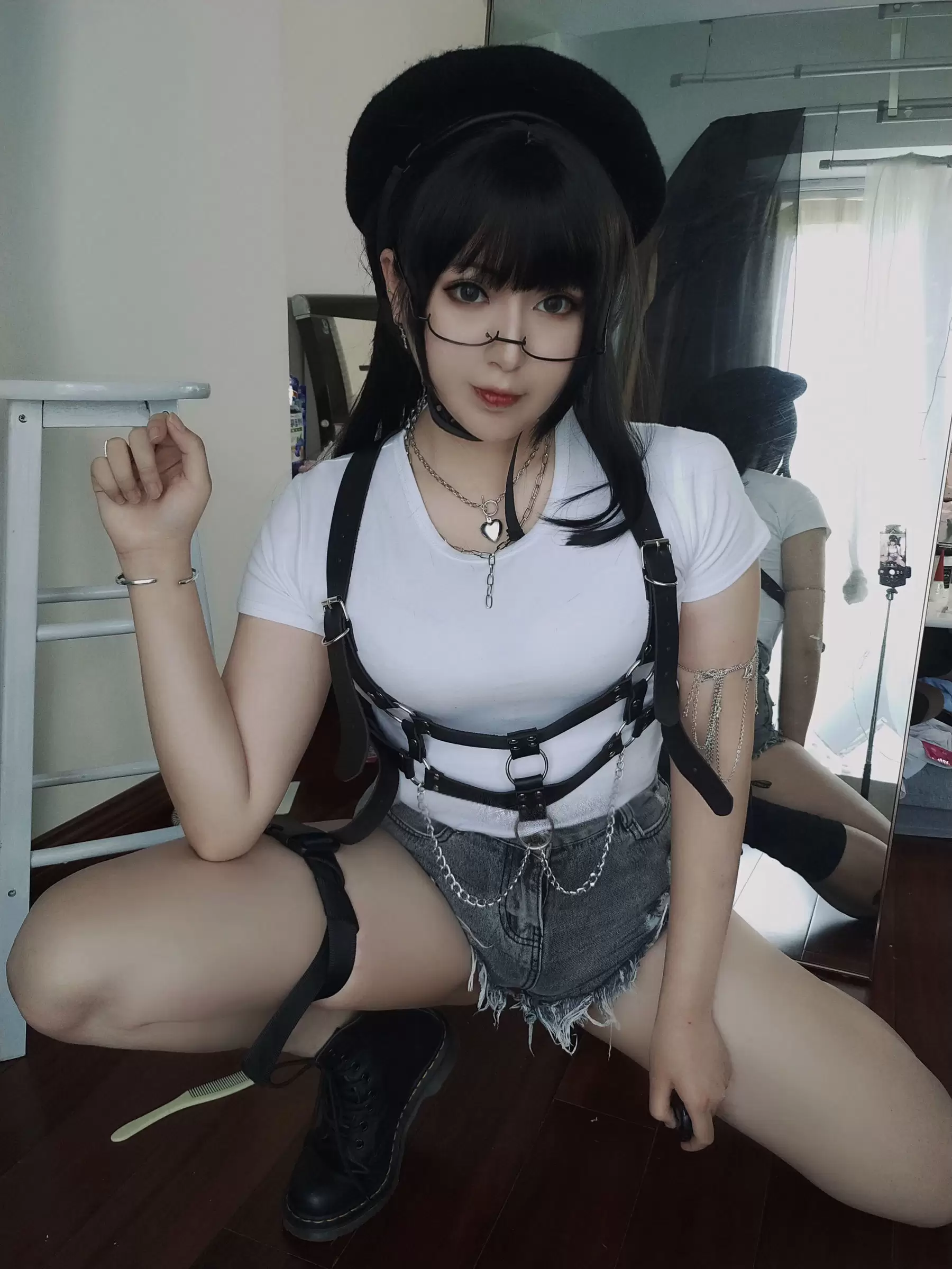 小容仔咕咕咕 – 白T [20P] - 秀人网免费无水印在线套图写真