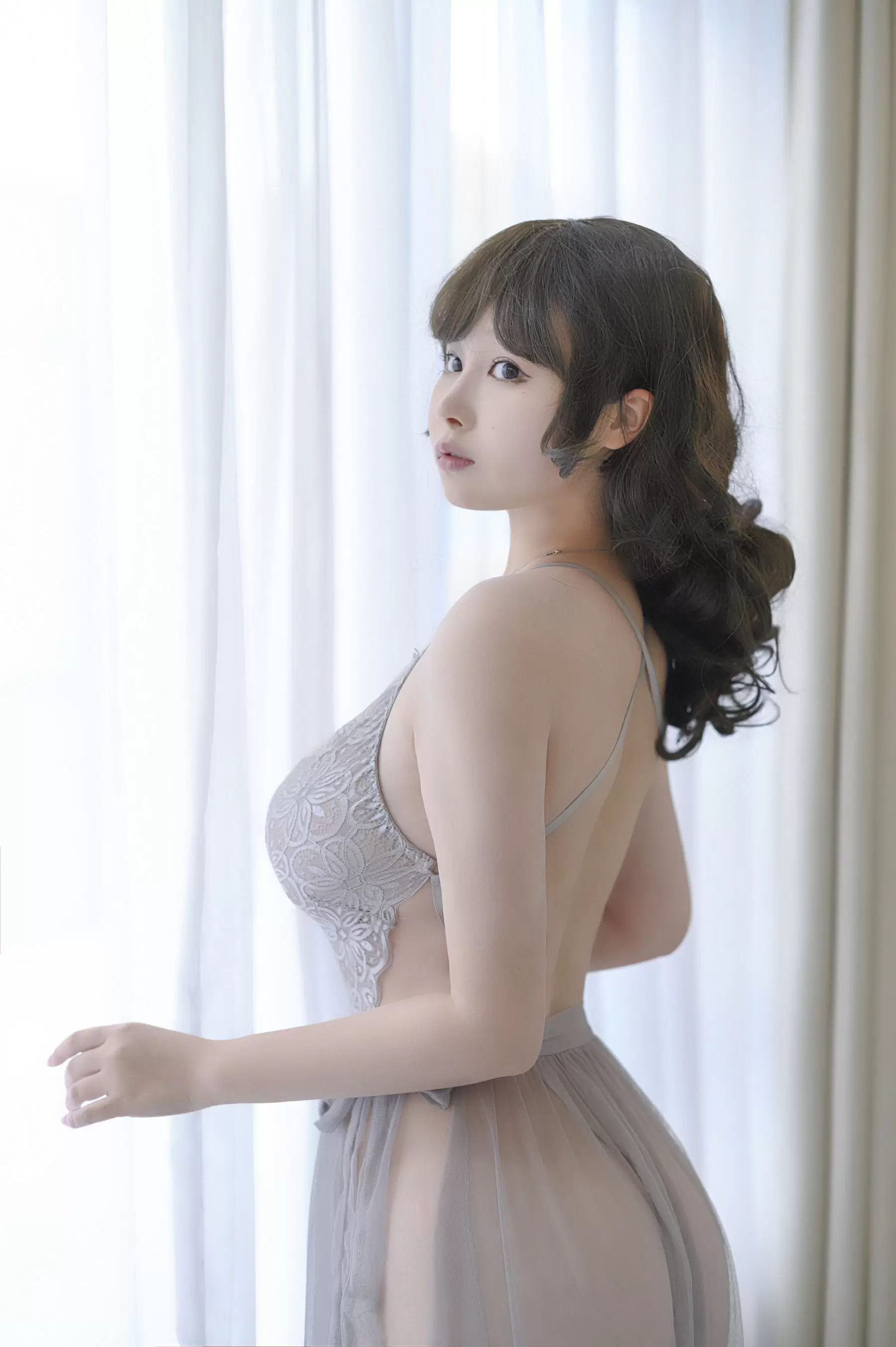 二次元美少女PAKI酱 – 浮沉 [27P] - 秀人网免费无水印在线套图写真