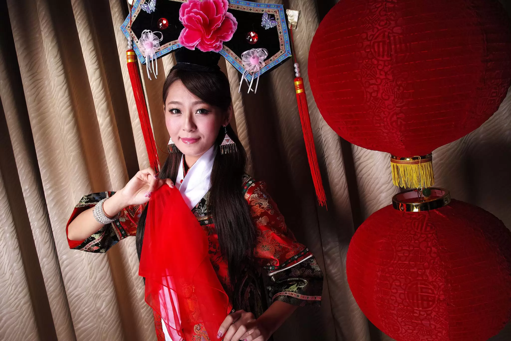 Winnie小雪、小羽《新春拜年 甄嬛格格》 [67P] - 秀人网免费无水印在线套图写真