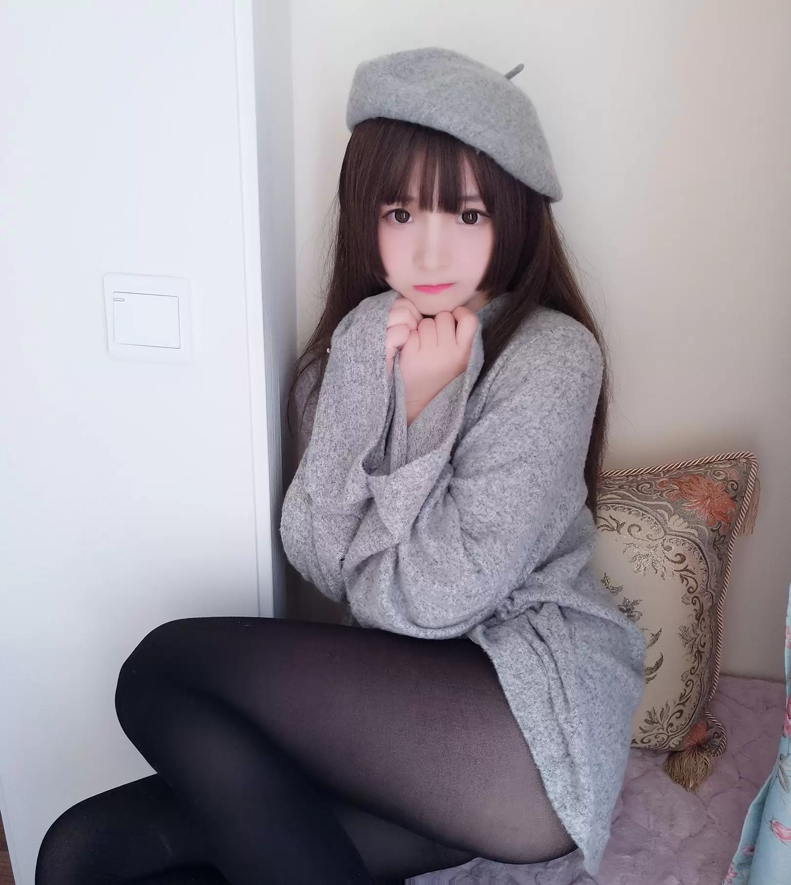 二次元美女古川kagura 鲨鱼画家 [15P] - 秀人网免费无水印在线套图写真