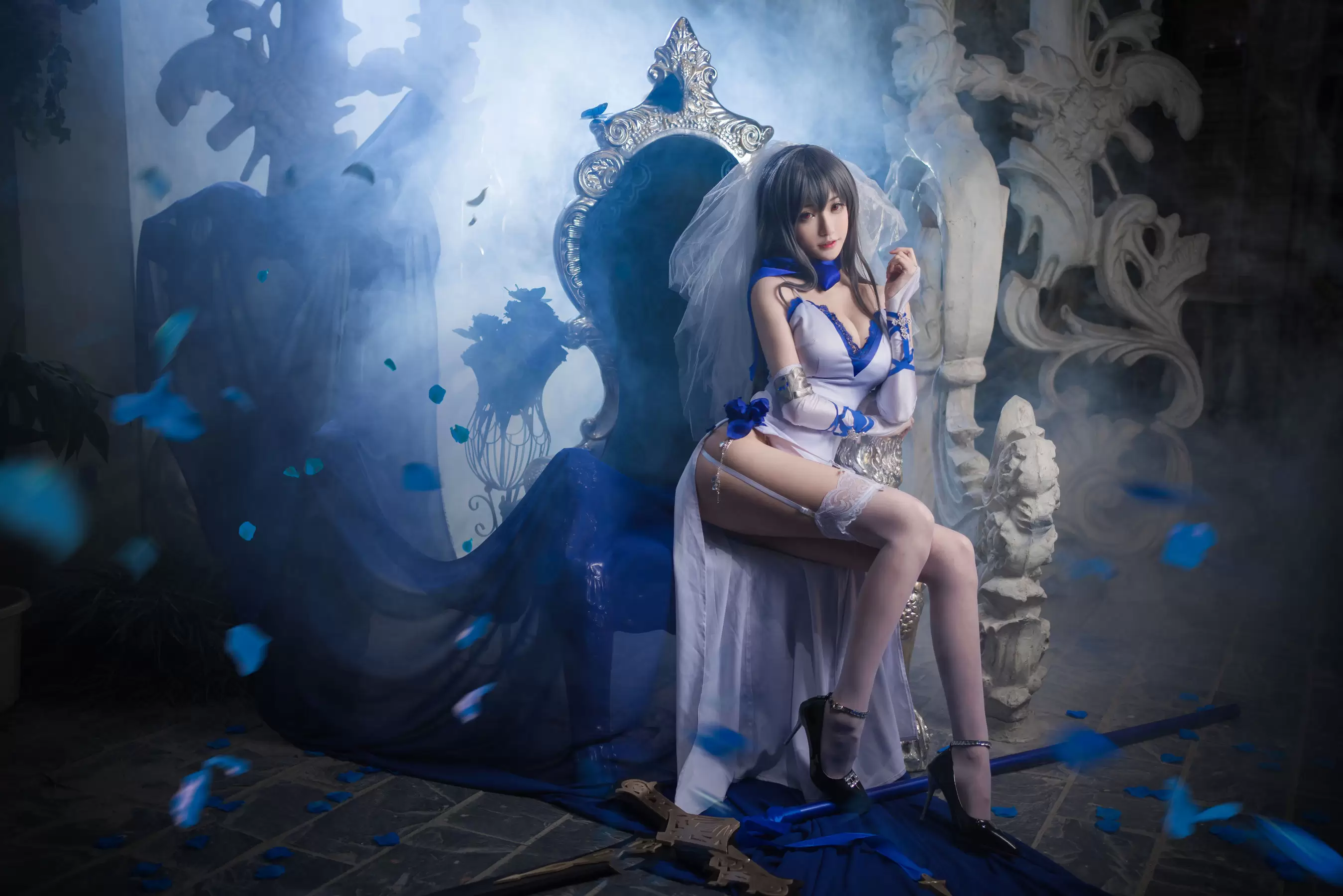 COS萌妹沧霁桔梗 – 路易九世 [16P] - 秀人网免费无水印在线套图写真