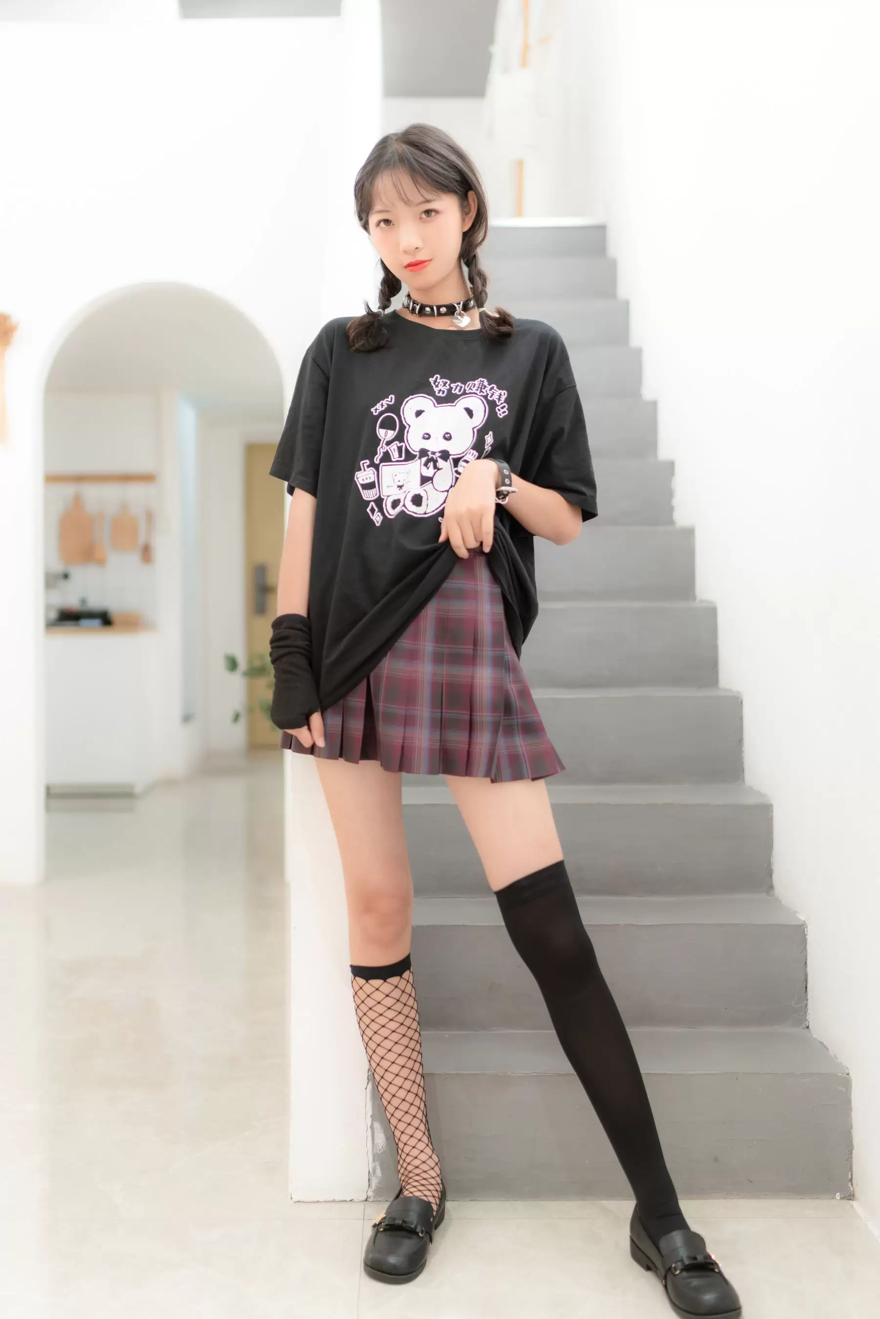 清纯妹子西瓜 – JK双拼袜 [36P] - 秀人网免费无水印在线套图写真