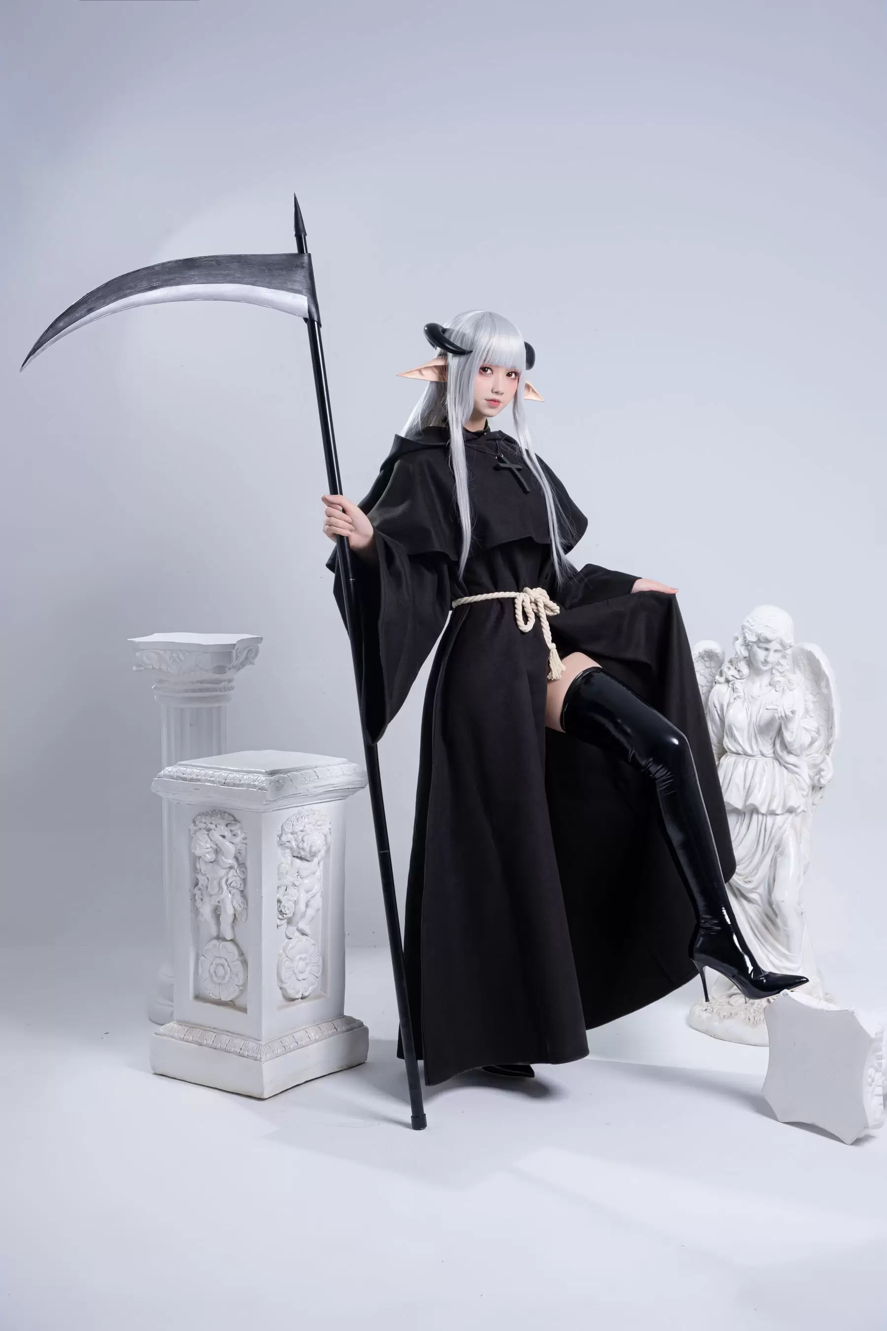 izumi泉桃子福利 – 死神 [83P] - 秀人网免费无水印在线套图写真