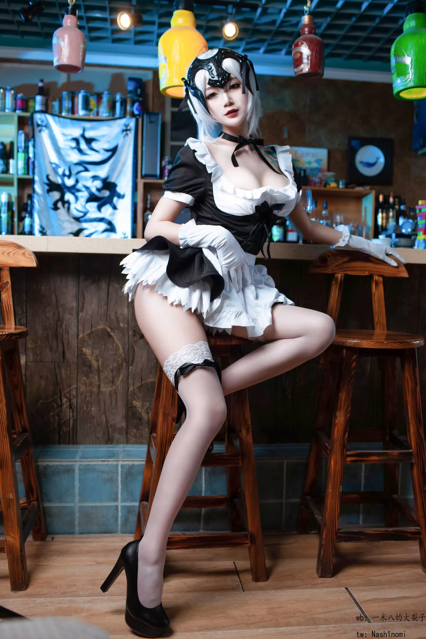 一米八的大梨子 黑贞GK手办女仆 [29P] - 秀人网免费无水印在线套图写真