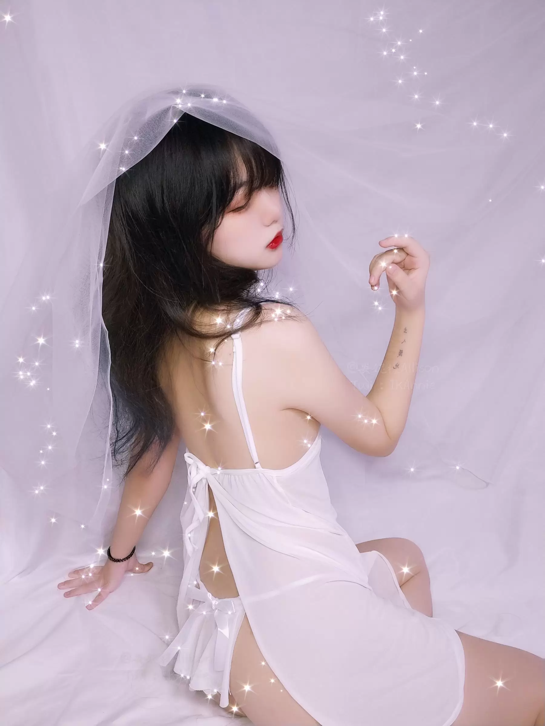 安妮 – 白色睡衣 [30P] - 秀人网免费无水印在线套图写真