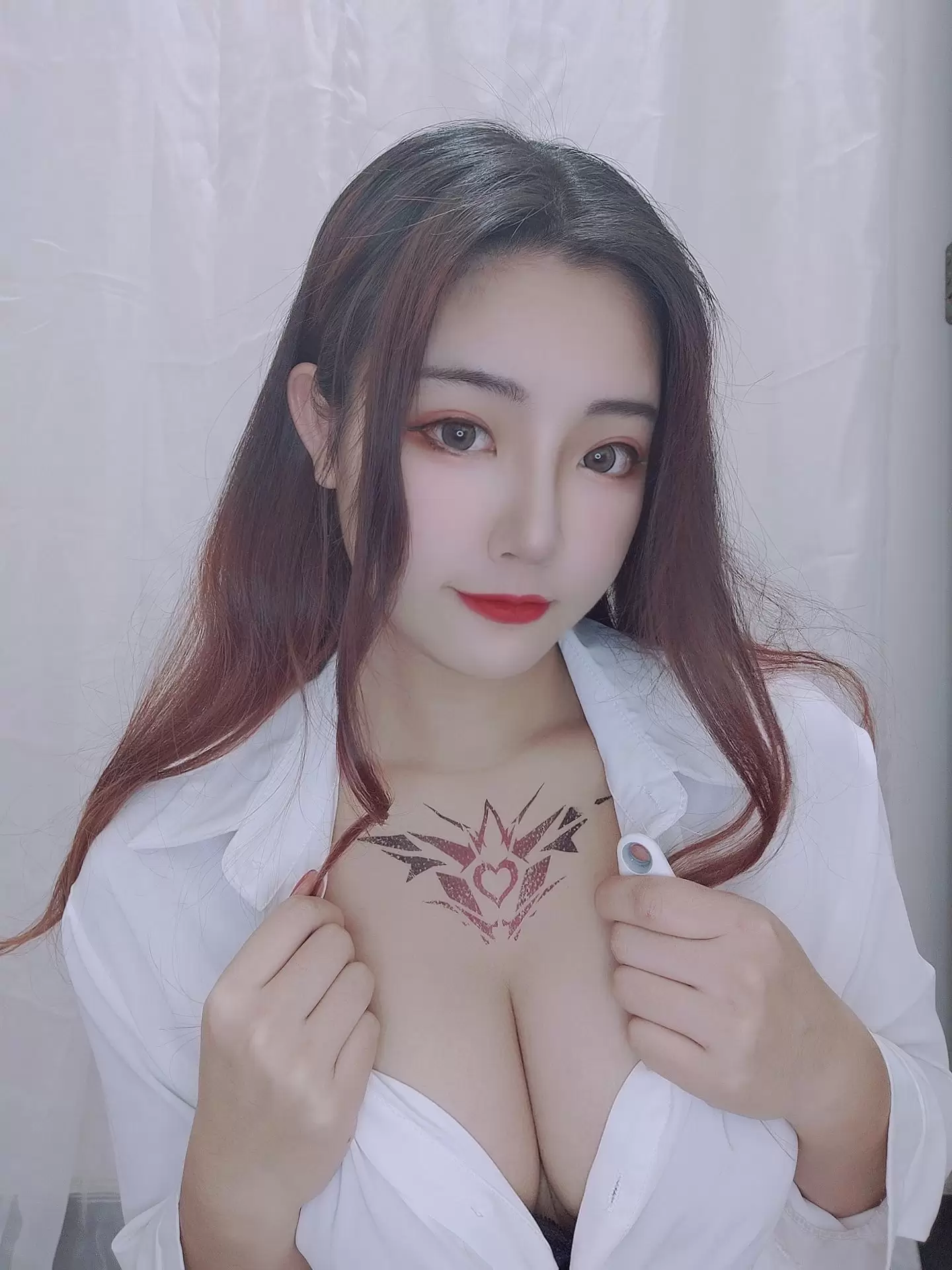 妃诺 – OL制服 [104P] - 秀人网免费无水印在线套图写真