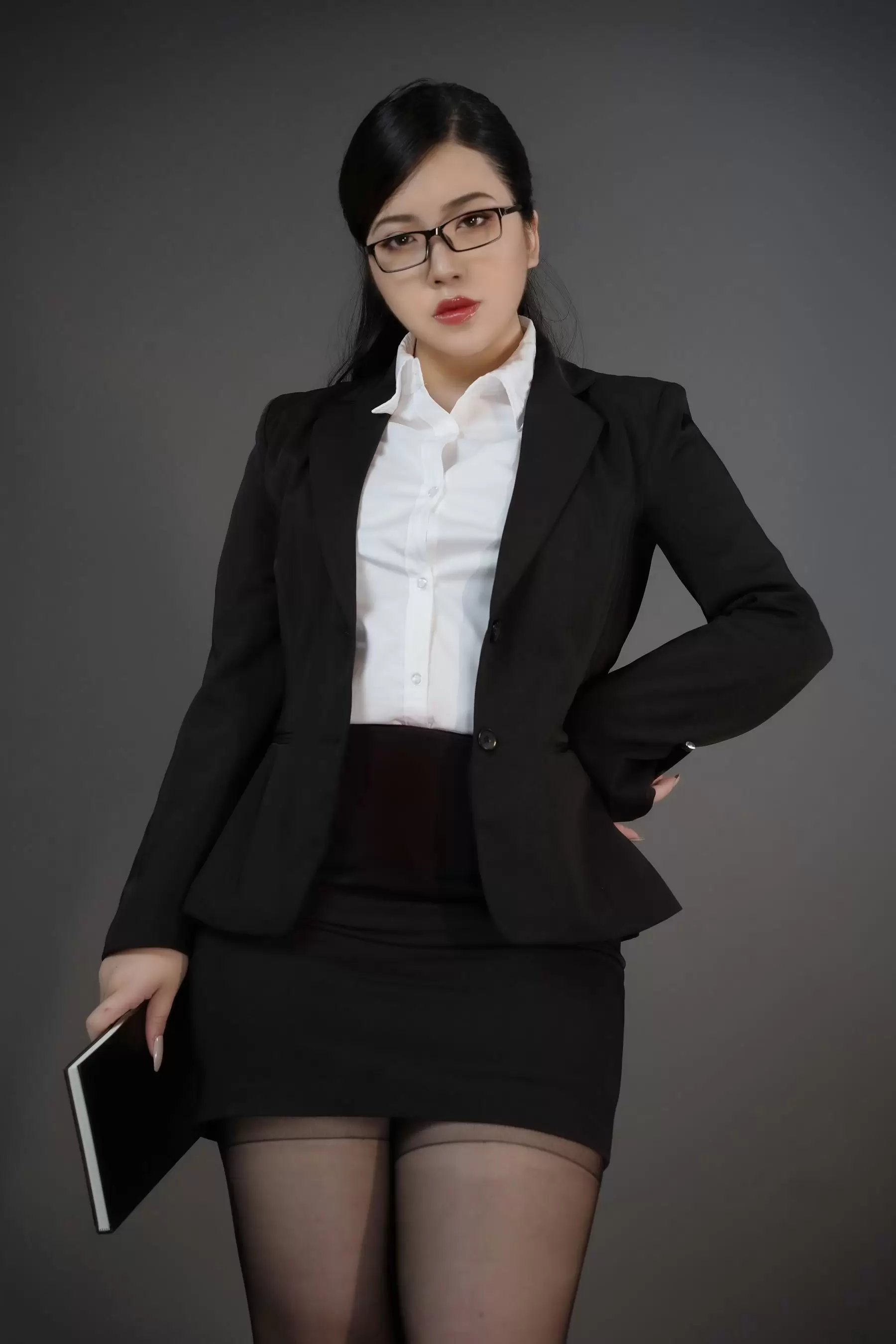 千煌弑夜 – 教导处主任 [30P] - 秀人网免费无水印在线套图写真