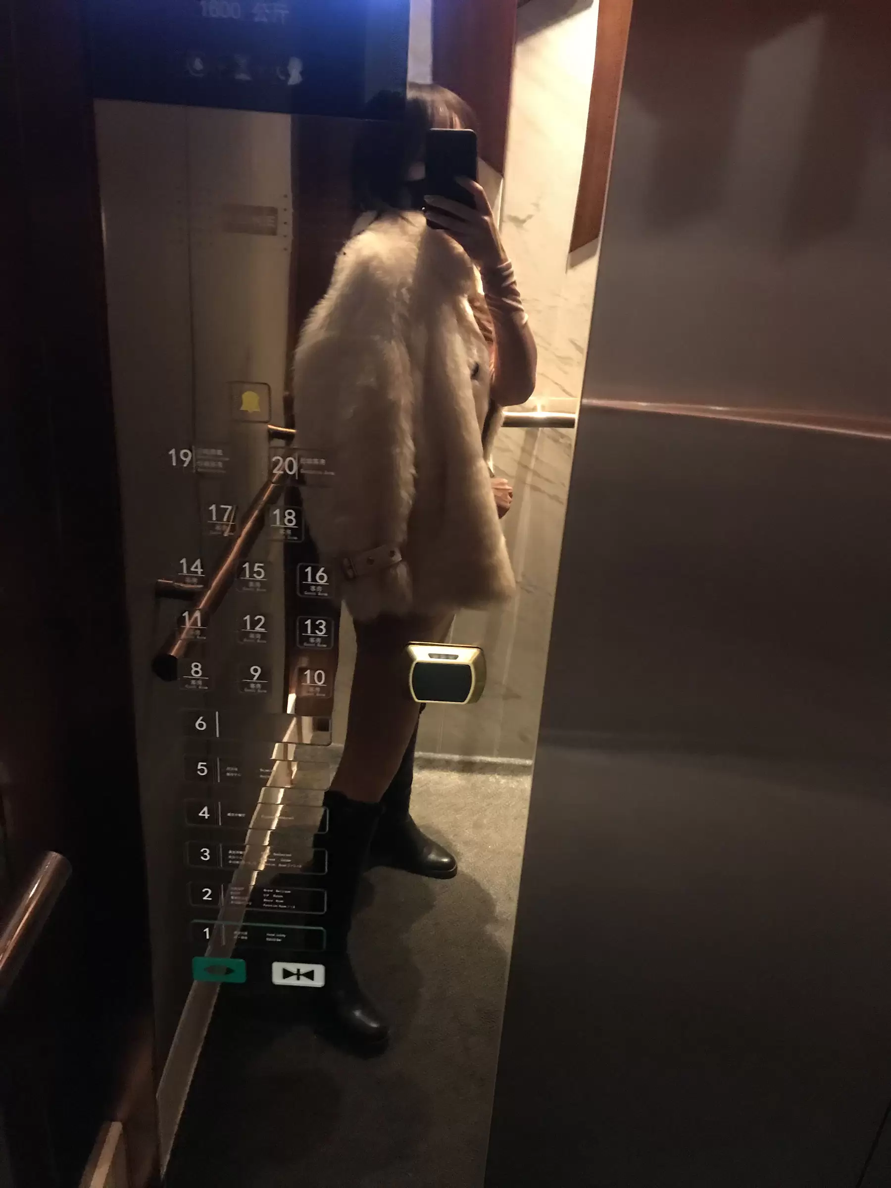 丝足博主麋鹿_Monroe 2020.03.14 豹纹内衣 [23P] - 秀人网免费无水印在线套图写真