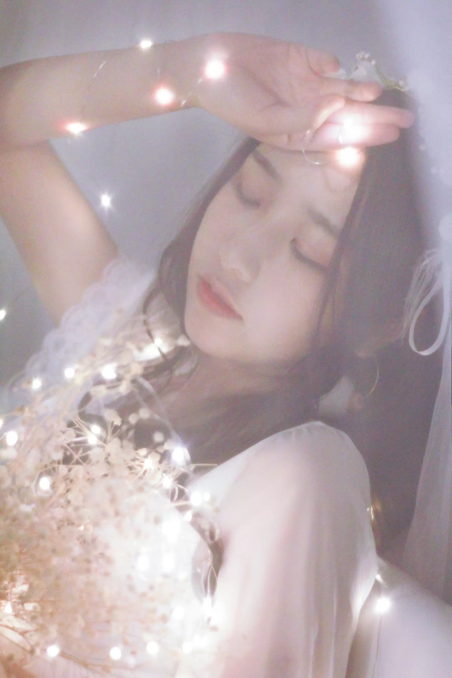 动漫博主穆零Mu0 – LIGHT [14P] - 秀人网免费无水印在线套图写真