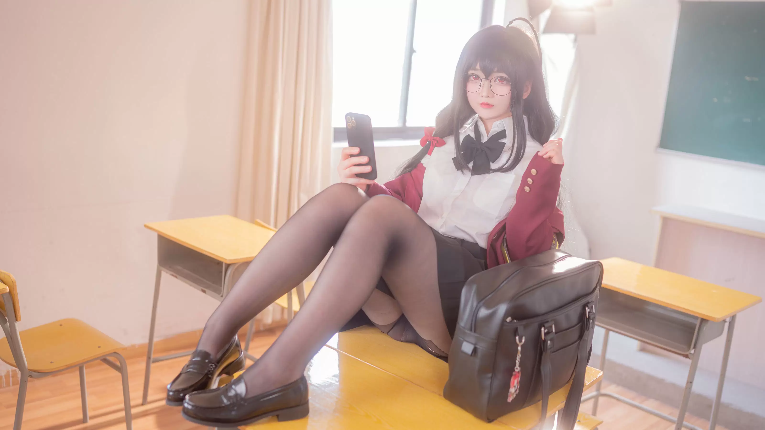 Sayako – 大凤JK [50P] - 秀人网免费无水印在线套图写真