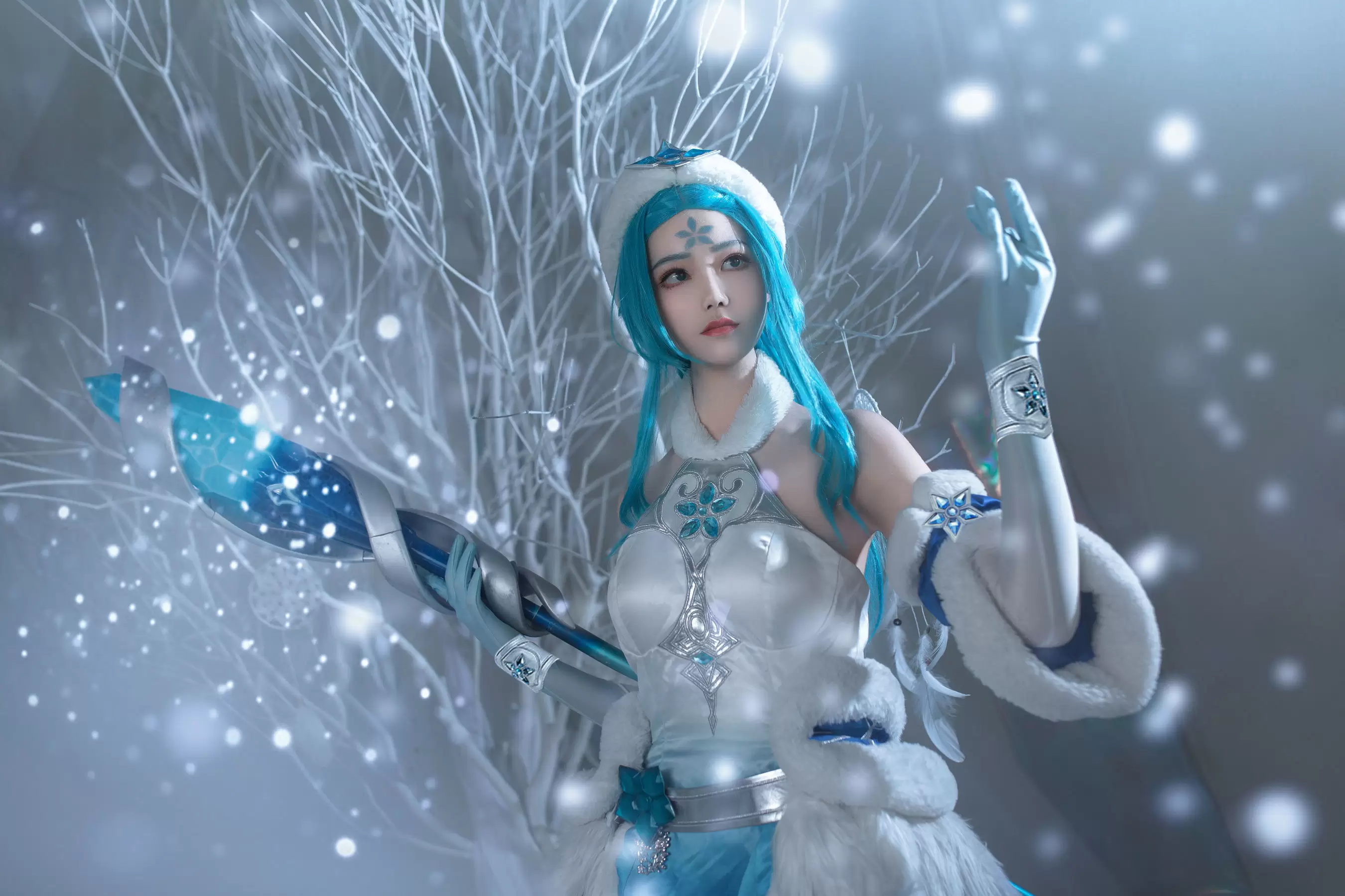 人气coser戚顾儿MIKI 王者荣耀 王昭君 [20P] - 秀人网免费无水印在线套图写真