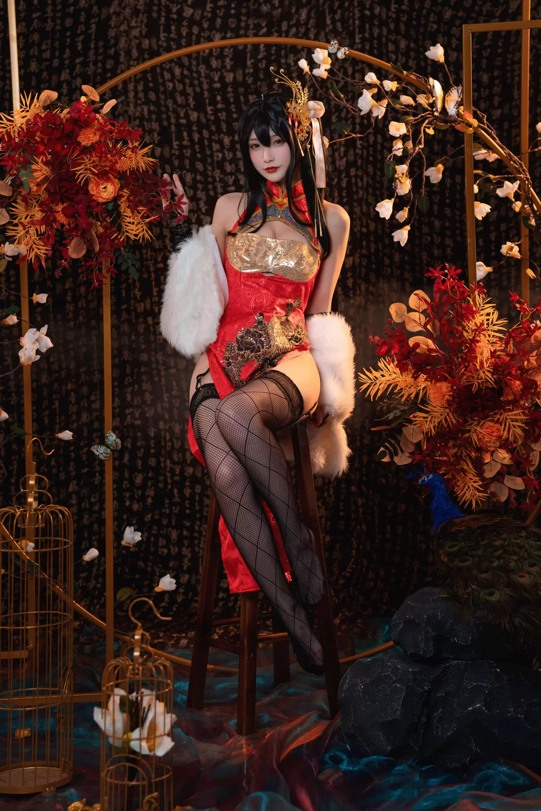 动漫博主铁板烧鬼舞w – 大凤旗袍 [30P] - 秀人网免费无水印在线套图写真