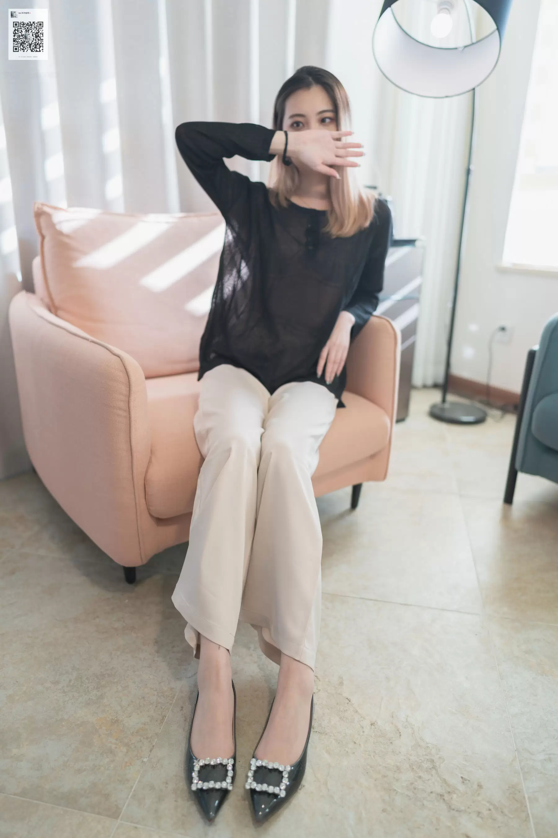 [ISS系列] 铭铭 超薄隐形全透明连裤袜 [92P] - 秀人网免费无水印在线套图写真