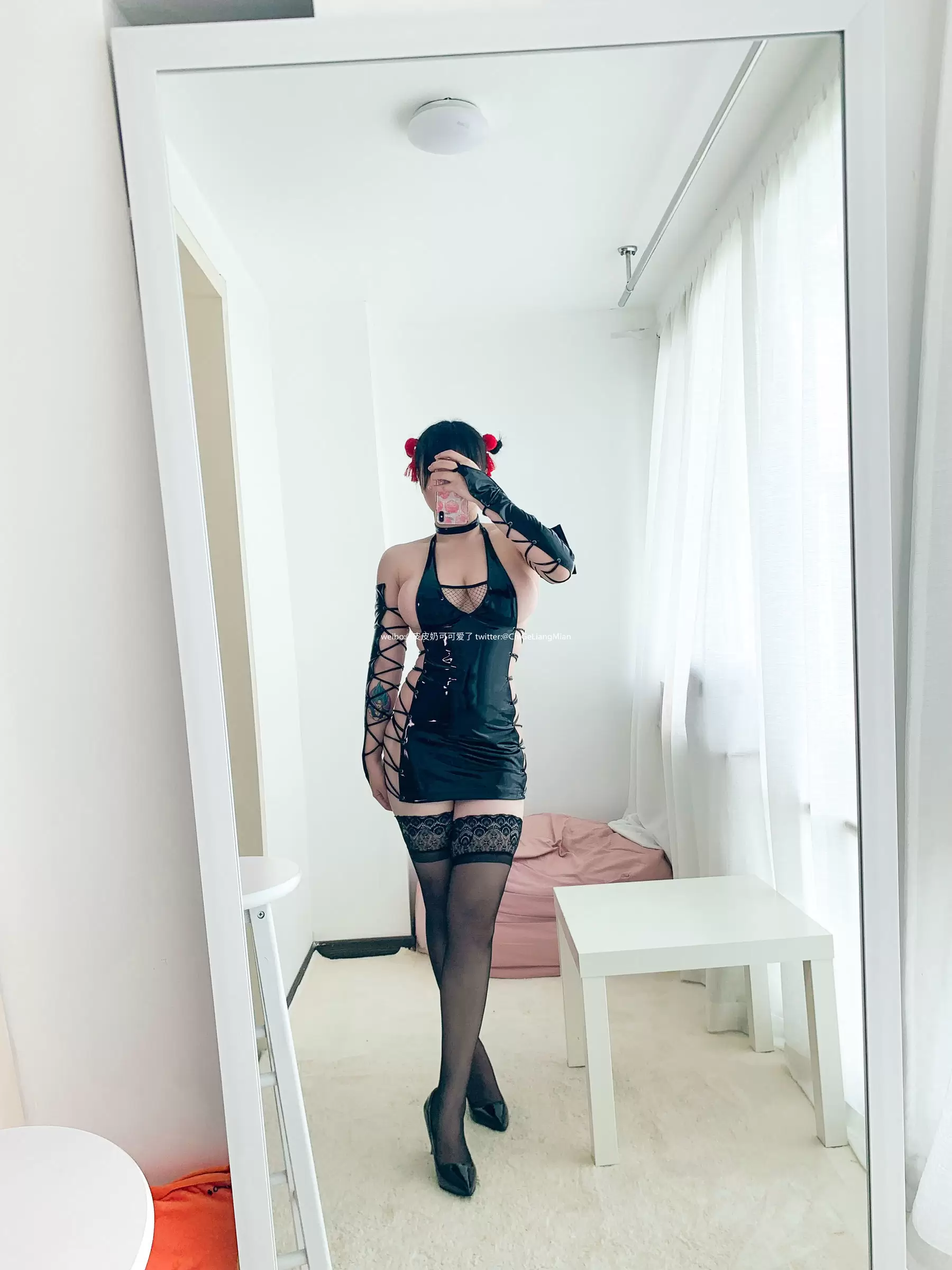 皮皮奶可可爱了啦 忍者皮衣 [44P] - 秀人网免费无水印在线套图写真