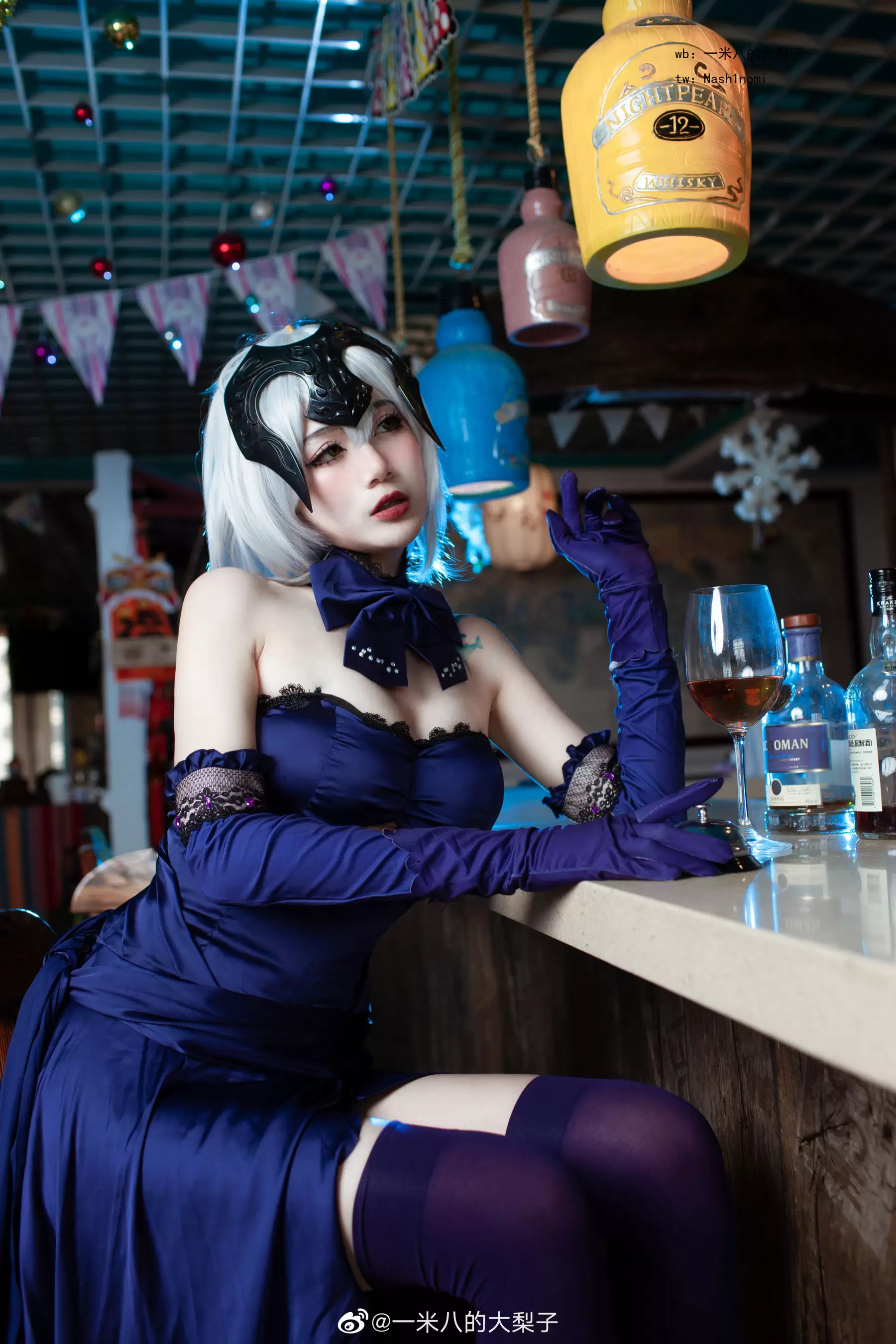 一米八的大梨子 – 黑贞晚餐 [9P] - 秀人网免费无水印在线套图写真