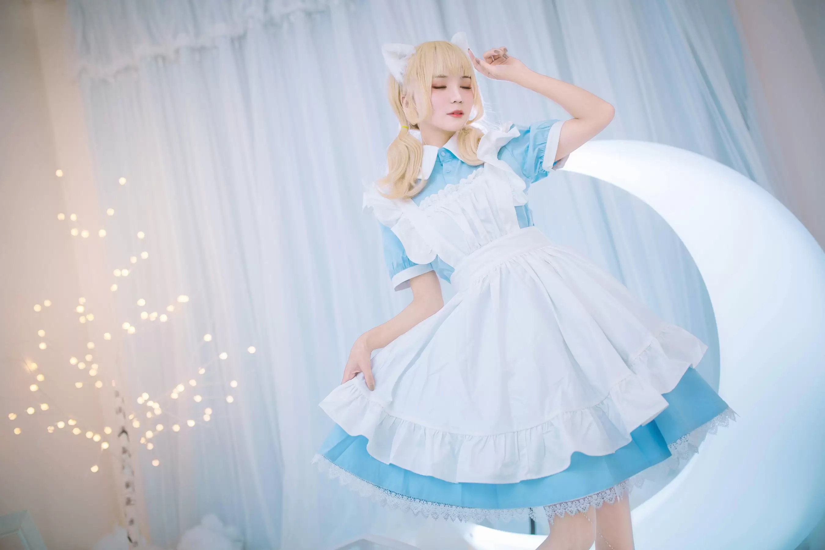 动漫博主北之北 – 女仆装 [9P] - 秀人网免费无水印在线套图写真