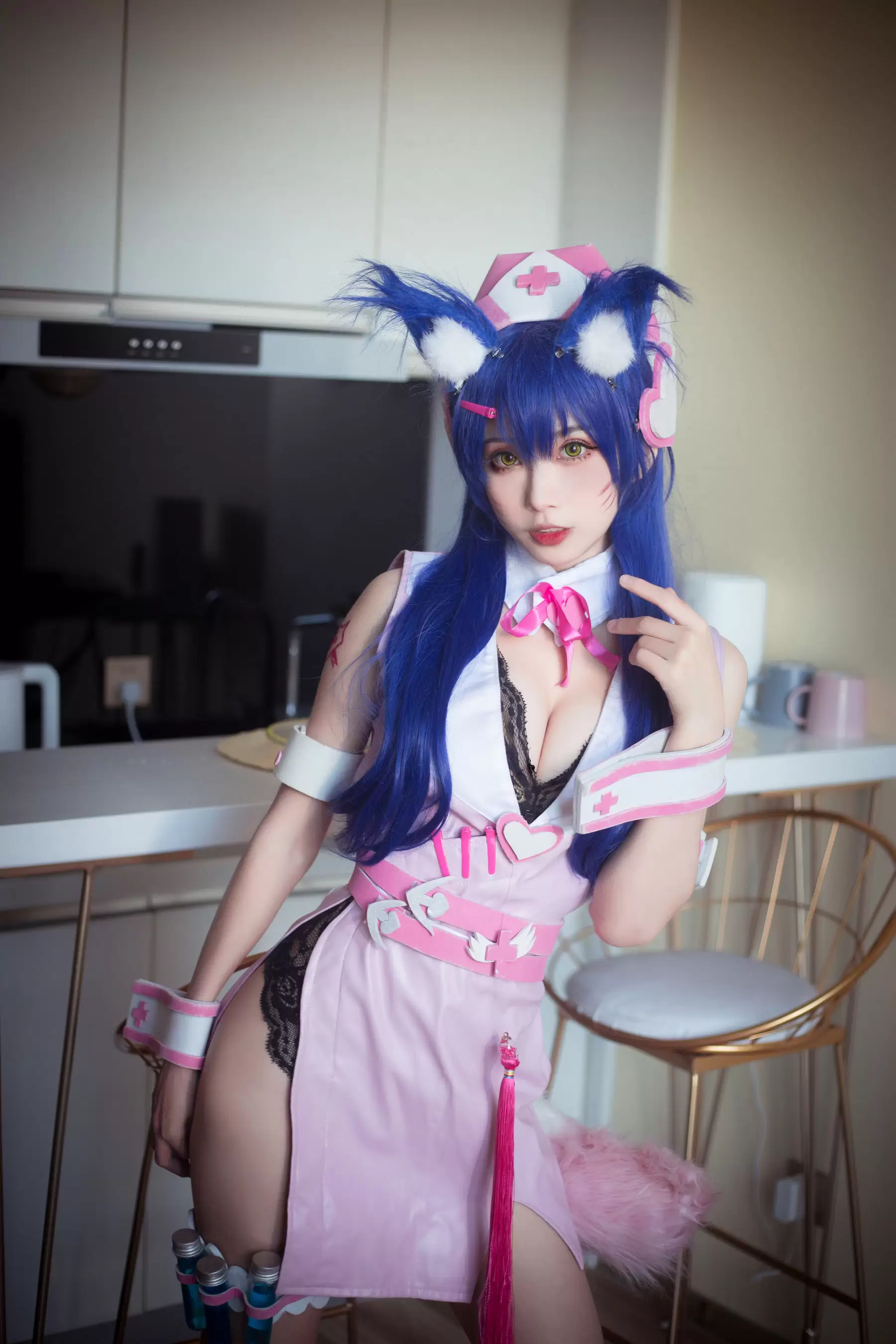 动漫博主清颜真德秀 – 阿狸护士 [30P] - 秀人网免费无水印在线套图写真