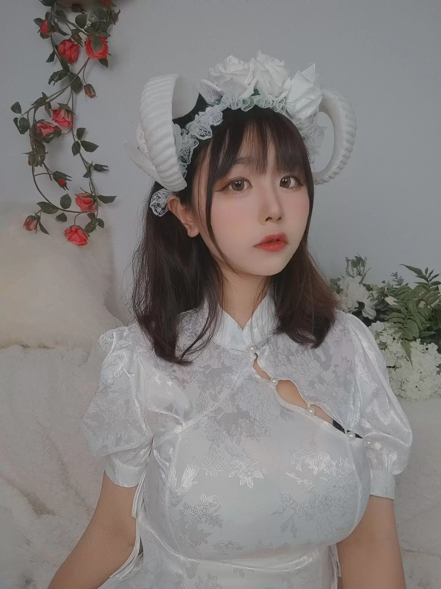 动漫博主穆零Mu0 – 自拍2 [110P] - 秀人网免费无水印在线套图写真