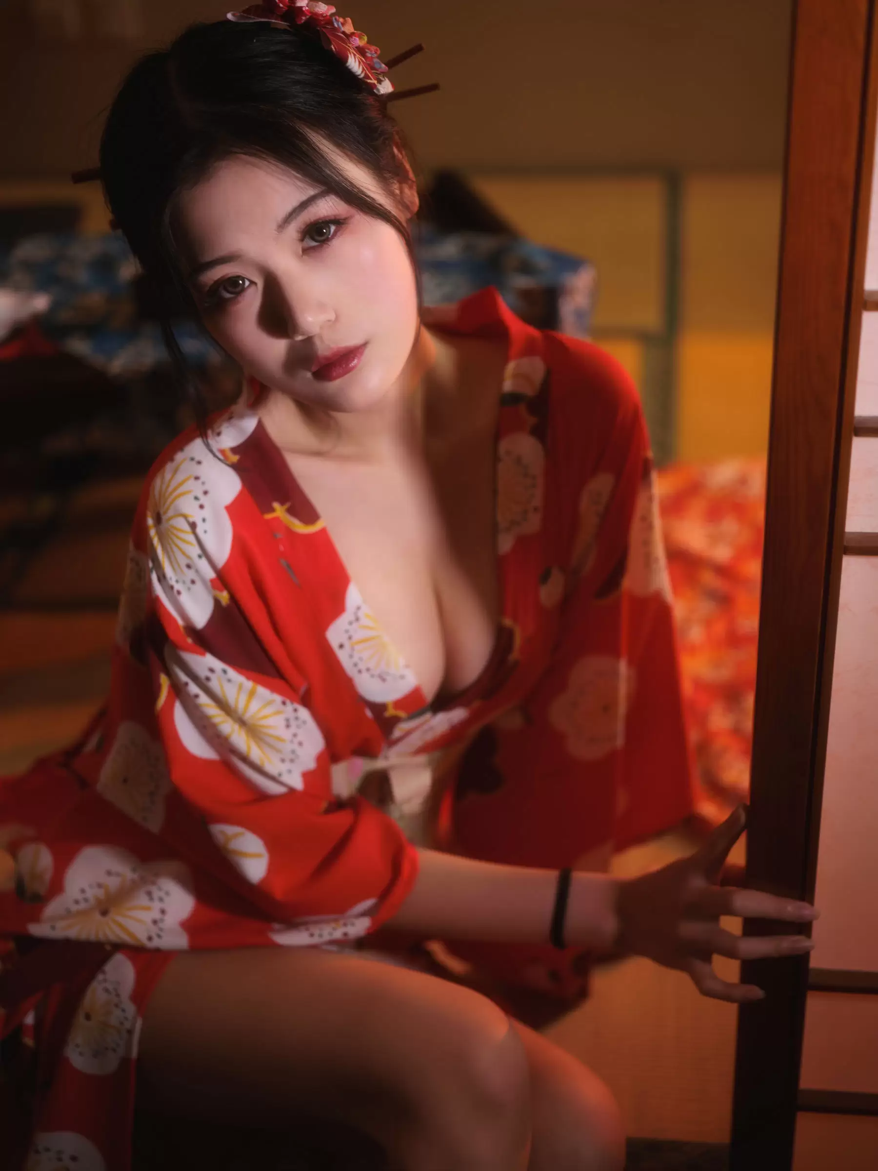 一米八的大梨子 – 居酒屋 [19P] - 秀人网免费无水印在线套图写真