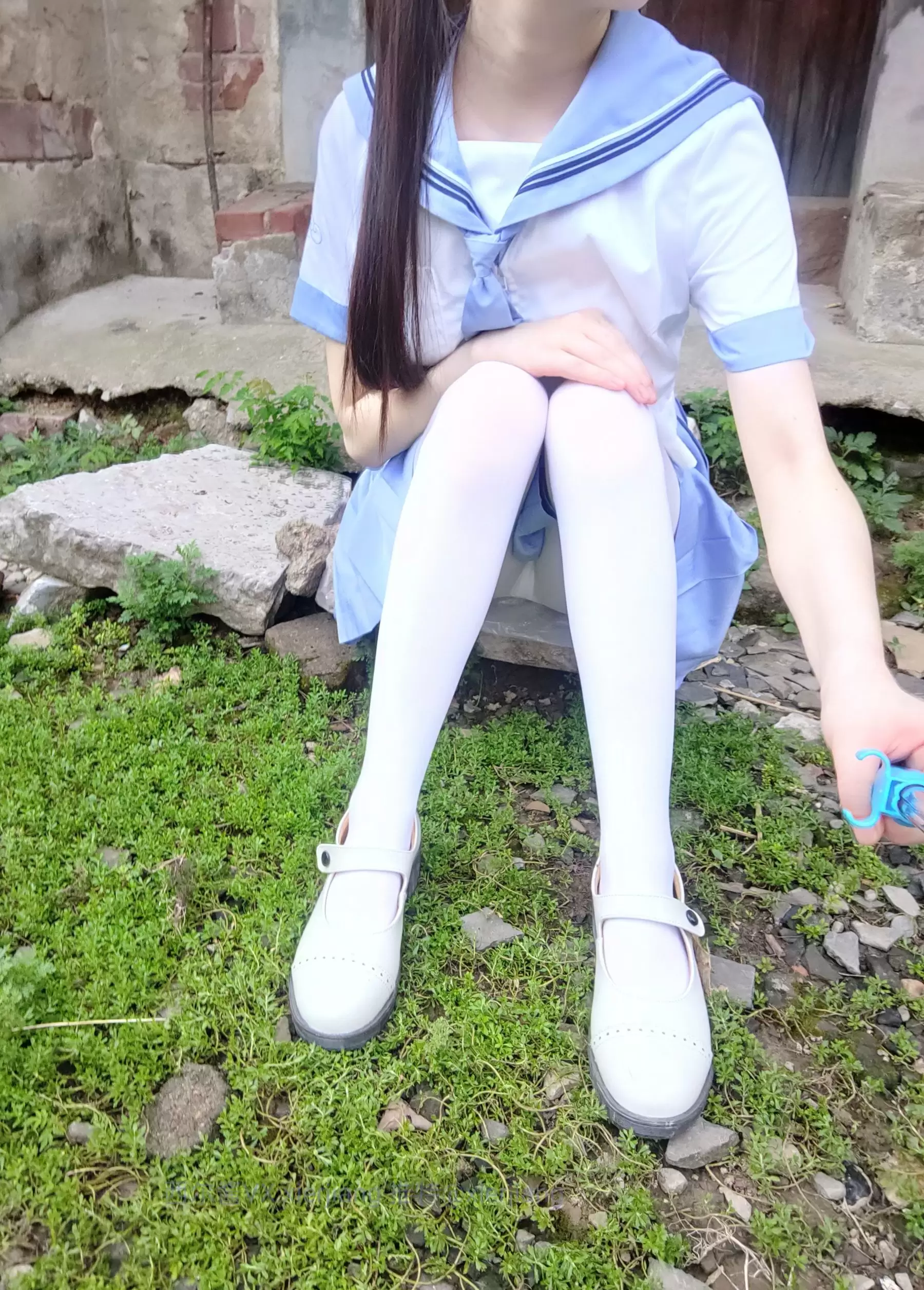 微博萌妹子西尔酱 – 青草水手服 [74P] - 秀人网免费无水印在线套图写真