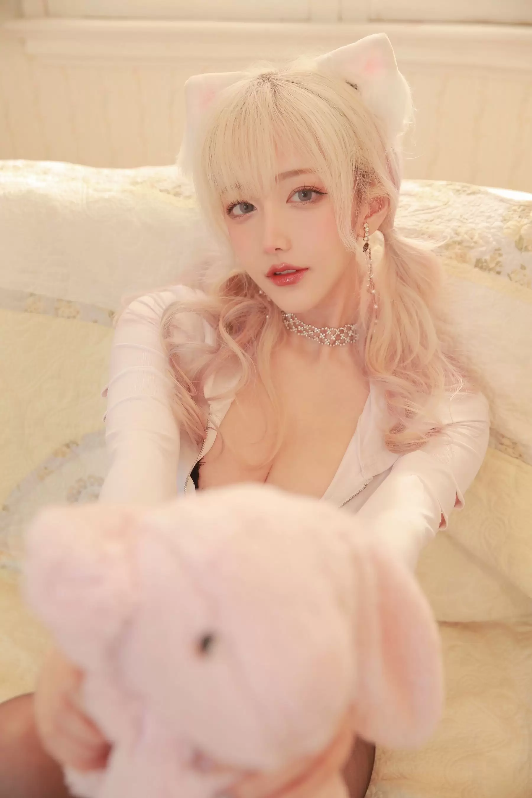 人气Coser啾小妍 – 甜心 [35P] - 秀人网免费无水印在线套图写真