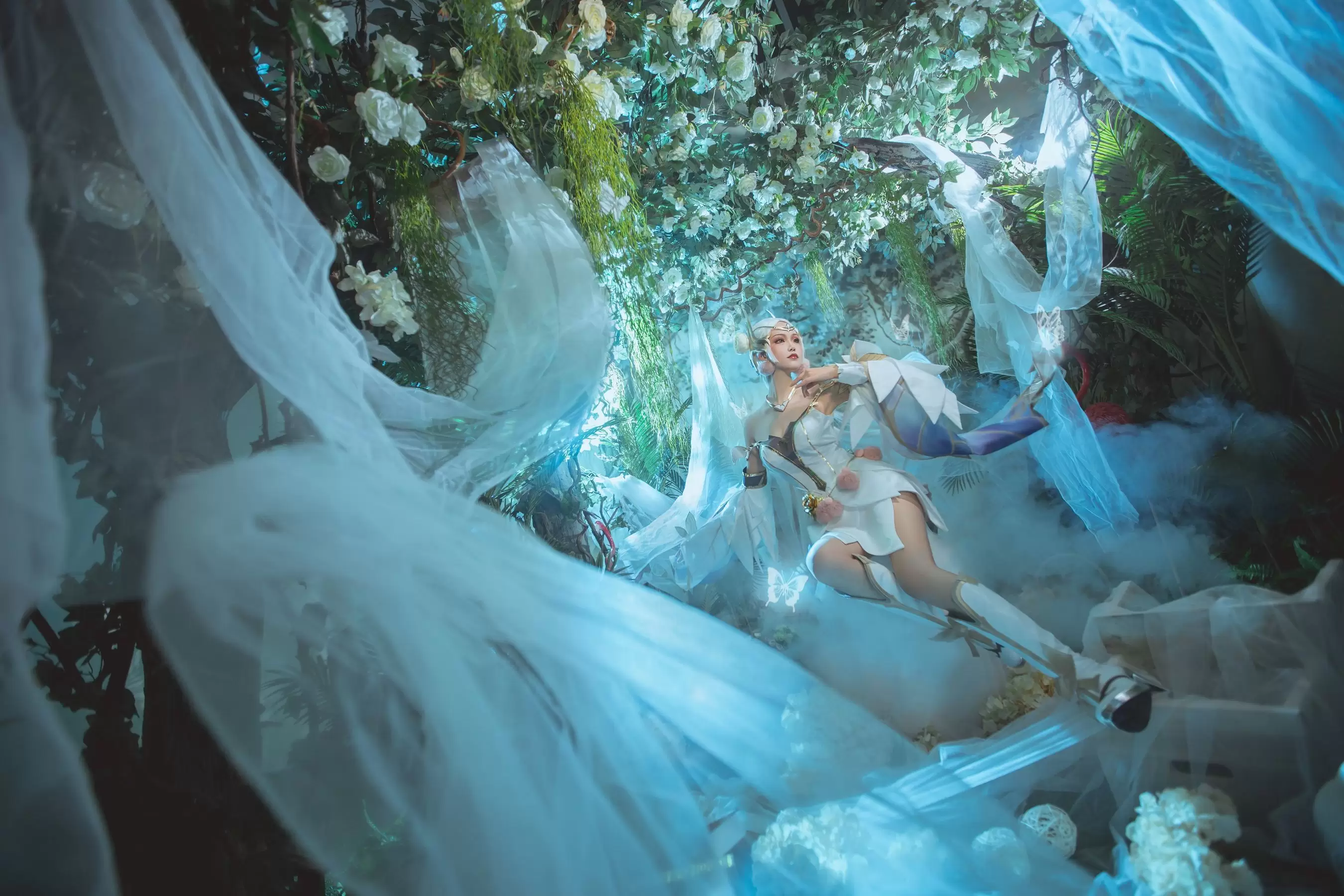 人气coser戚顾儿MIKI 王者荣耀 貂蝉金色仲夏夜之梦 [20P] - 秀人网免费无水印在线套图写真