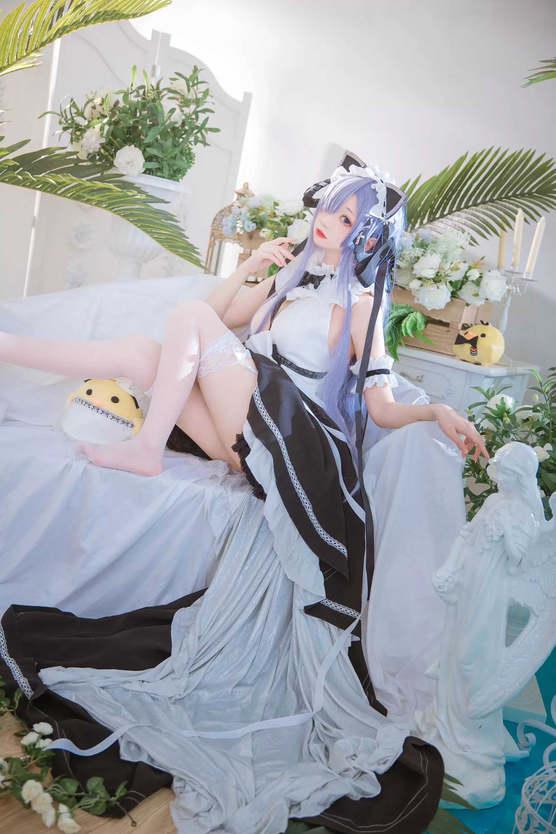 小野寺地瓜 – 奥古斯特 女仆 [10P] - 秀人网免费无水印在线套图写真