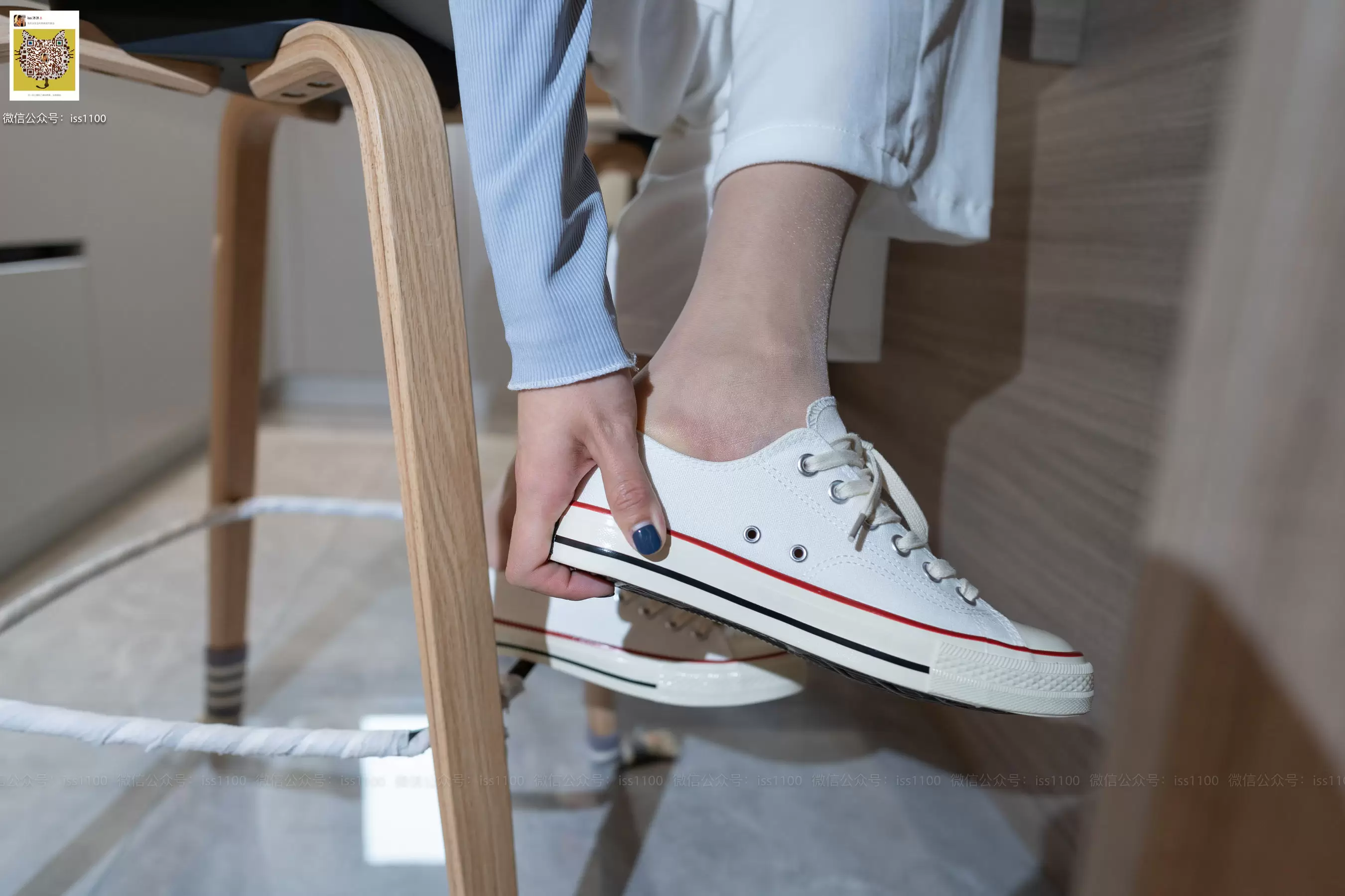 [ISS系列] 佳佳 脚尖加固 [102P] - 秀人网免费无水印在线套图写真