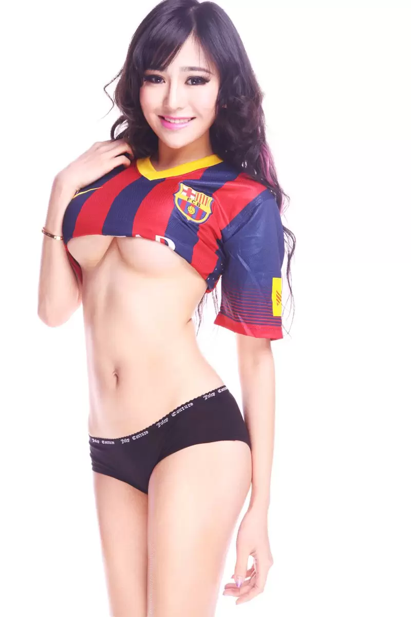 吴沐熙(吴昕忆) – 性感足球宝贝 [90P] - 秀人网免费无水印在线套图写真