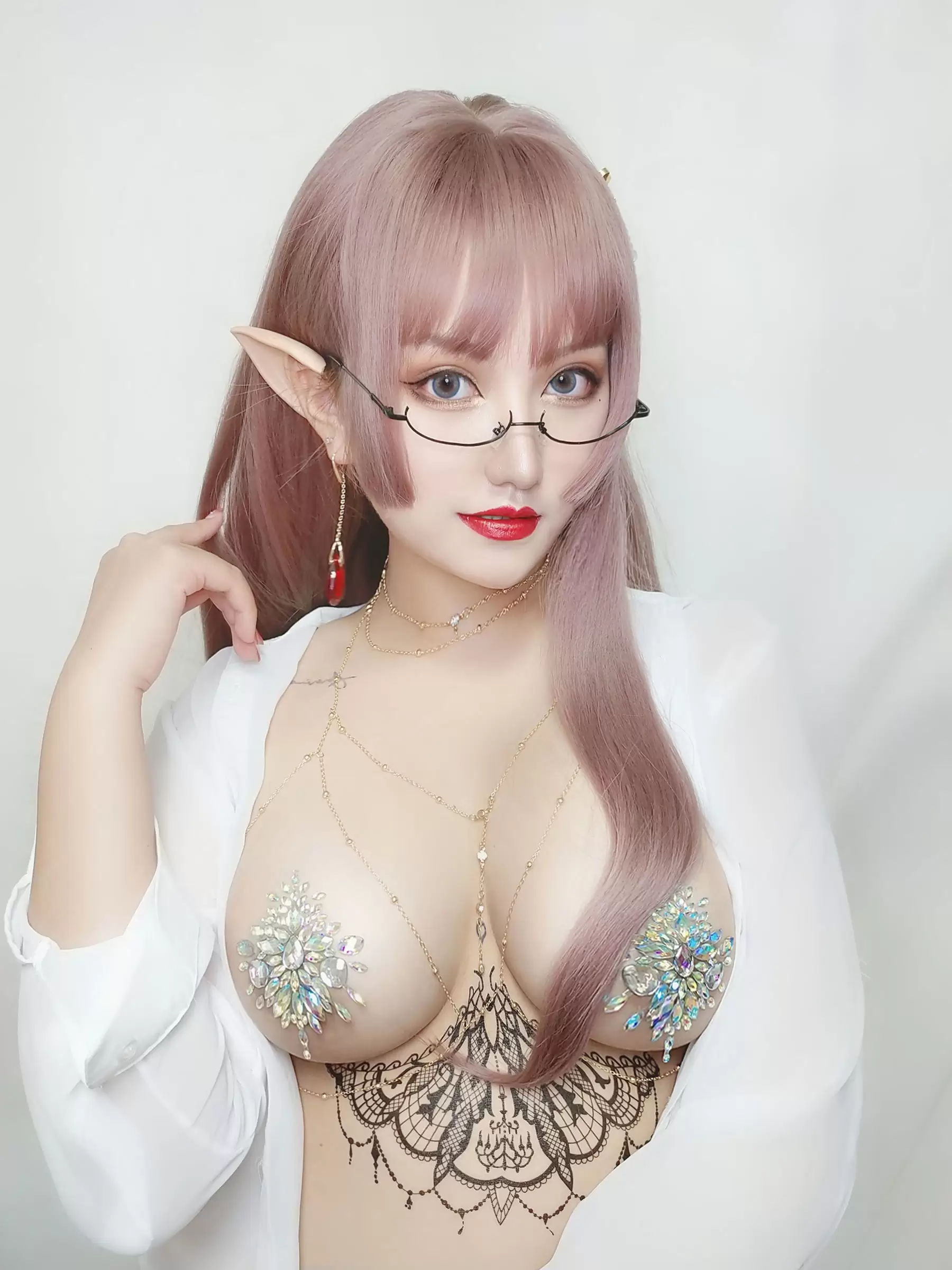 夏鸽鸽不想起床 纹身水钻 [40P] - 秀人网免费无水印在线套图写真