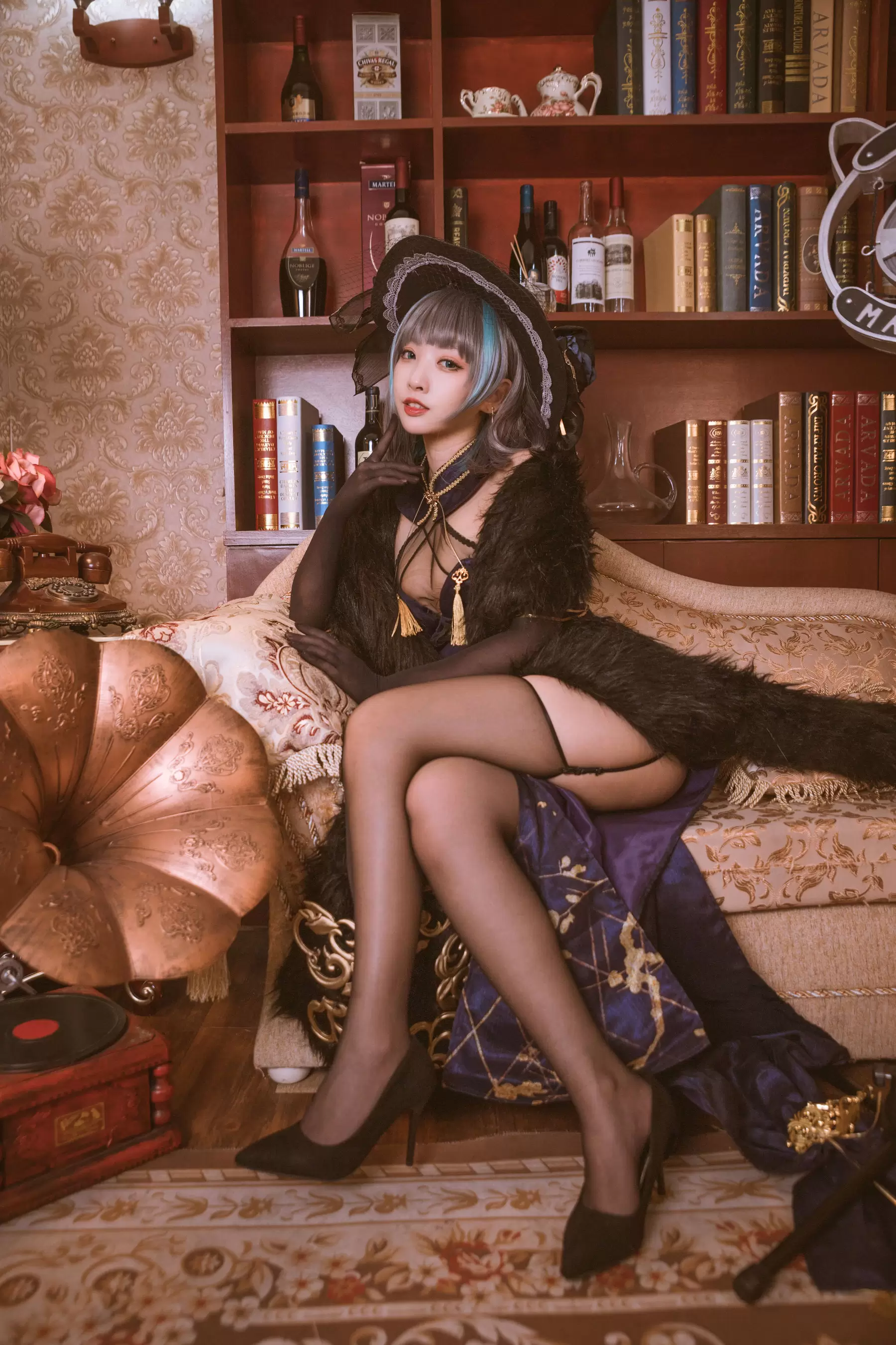 宫本桜 – 柴郡旗袍 音乐绚烂CaitSith [20P] - 秀人网免费无水印在线套图写真