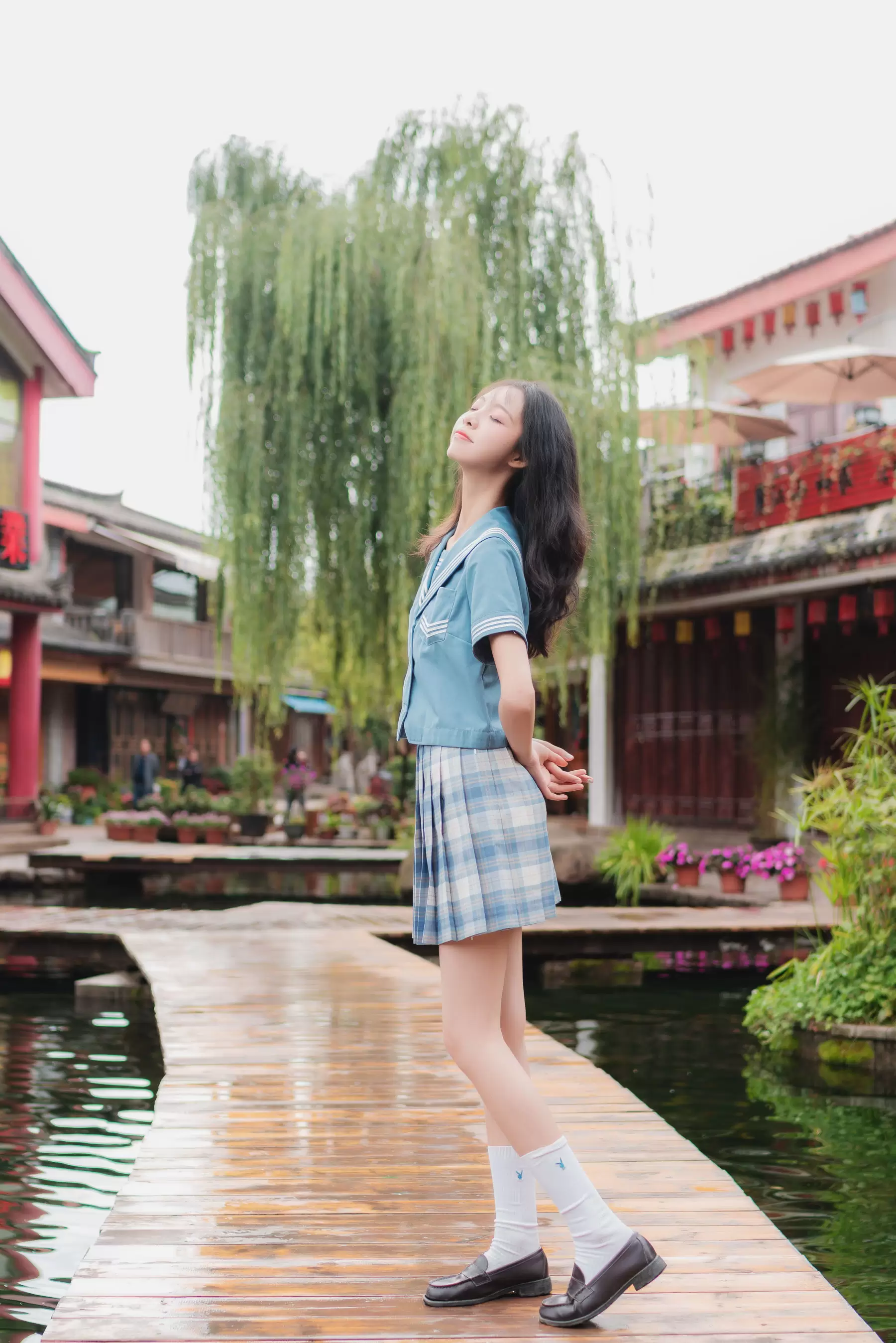 清纯妹子西瓜 丽江写真JK户外 [44P] - 秀人网免费无水印在线套图写真