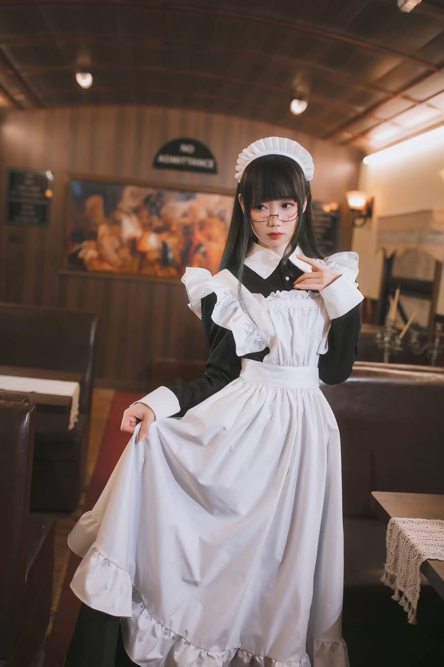 焖焖碳 – 女仆 [33P] - 秀人网免费无水印在线套图写真