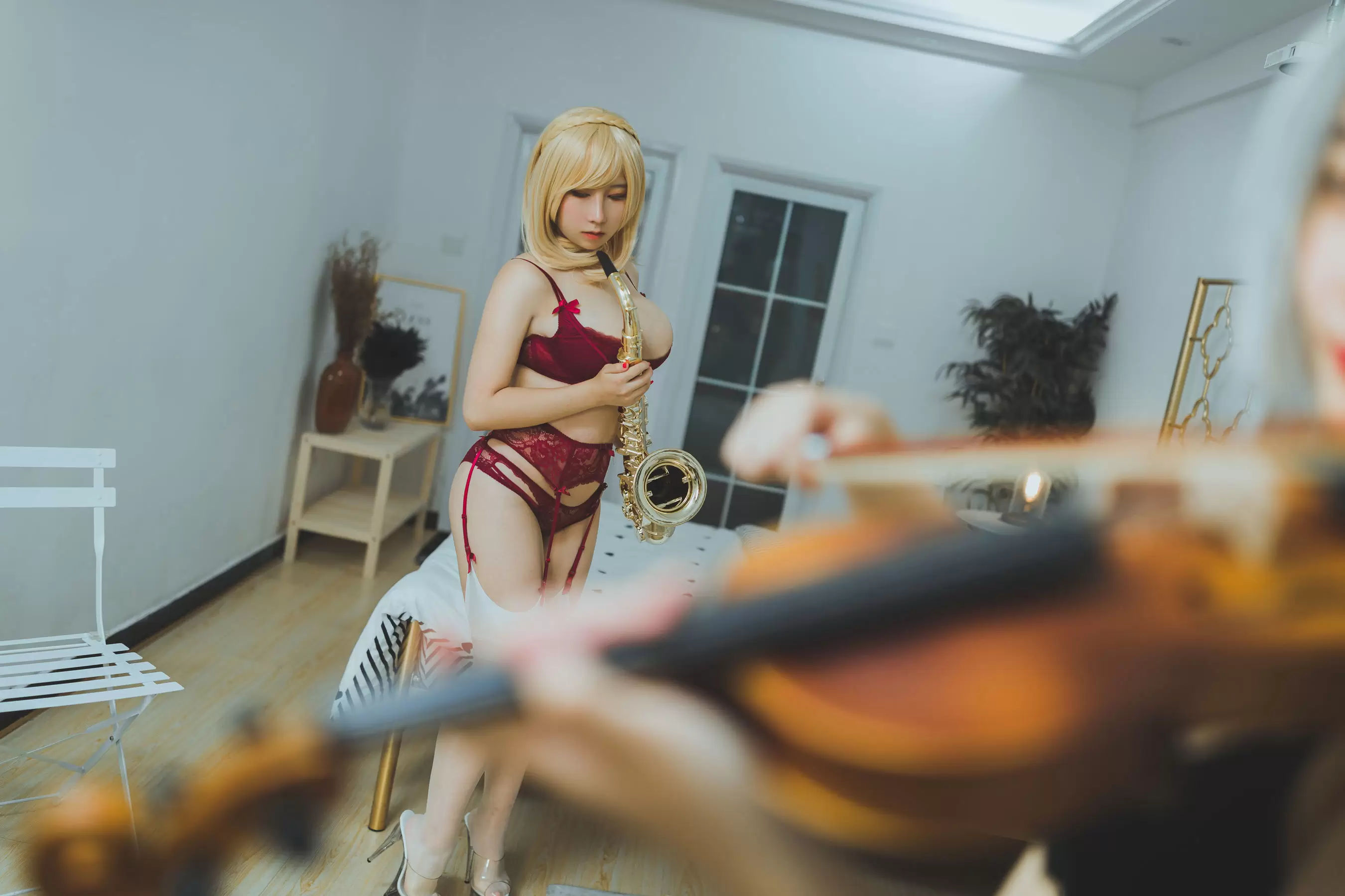 动漫博主从从从从鸾 威欧内衣 [66P] - 秀人网免费无水印在线套图写真