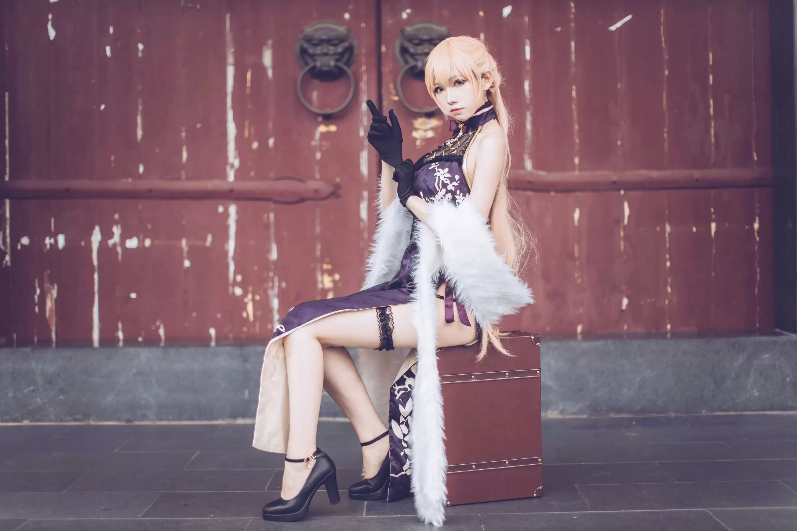 Coser衣衣 – 少女前线 紫雨心 [14P] - 秀人网免费无水印在线套图写真