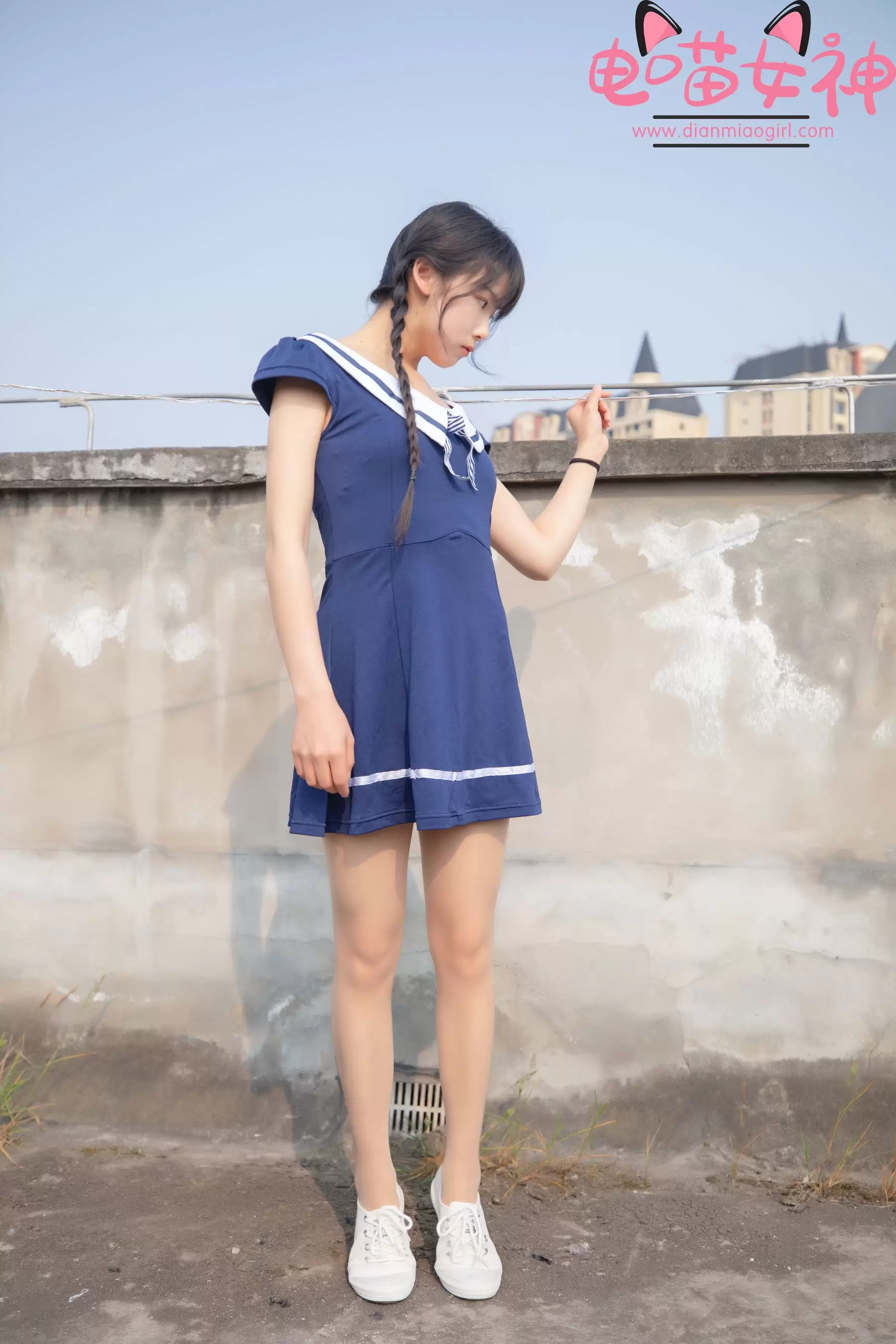 电喵女神 – 灵唯 制服 [33P] - 秀人网免费无水印在线套图写真