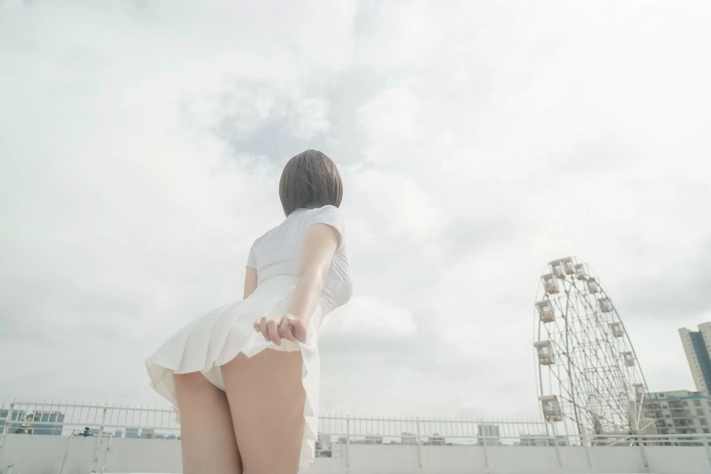 鬼马少女阿薰kaOri – 天台 [82P] - 秀人网免费无水印在线套图写真