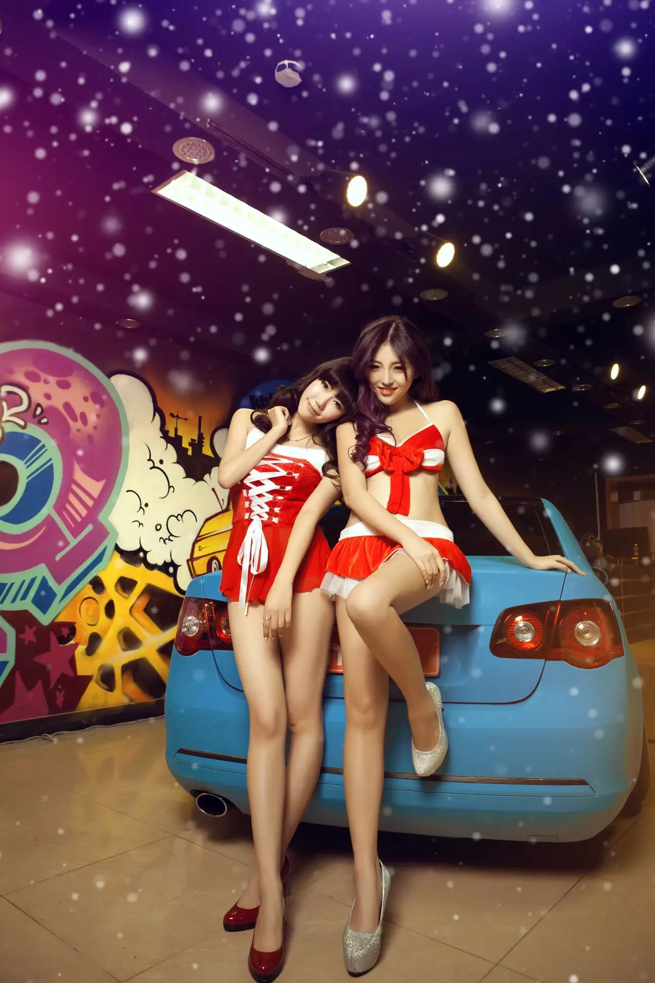甜美可爱姐妹花 – 圣诞香车魅影图片合集 [14P] - 秀人网免费无水印在线套图写真