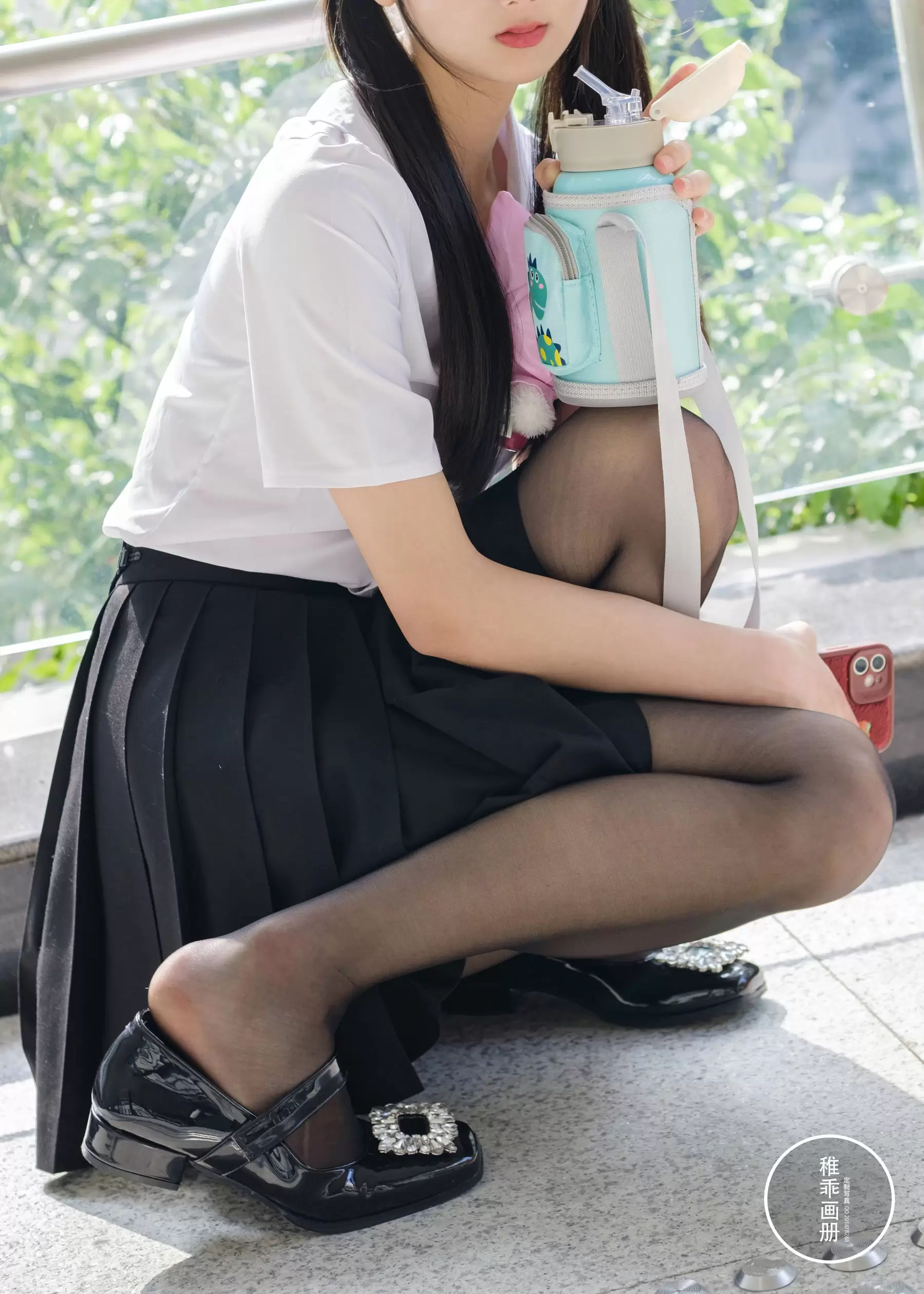 柴系小乖(稚乖画册) – 夜夜 逛街13d黑丝 [60P] - 秀人网免费无水印在线套图写真
