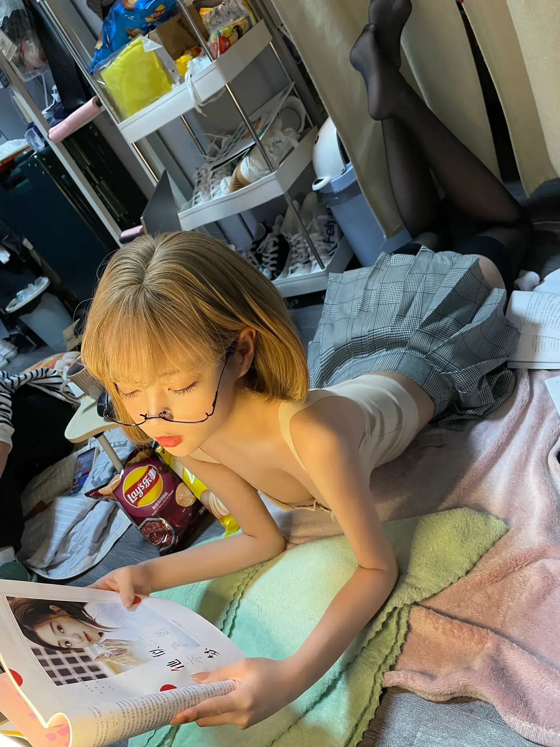 无欲无求的推土君 – 性感学妹 [27P] - 秀人网免费无水印在线套图写真