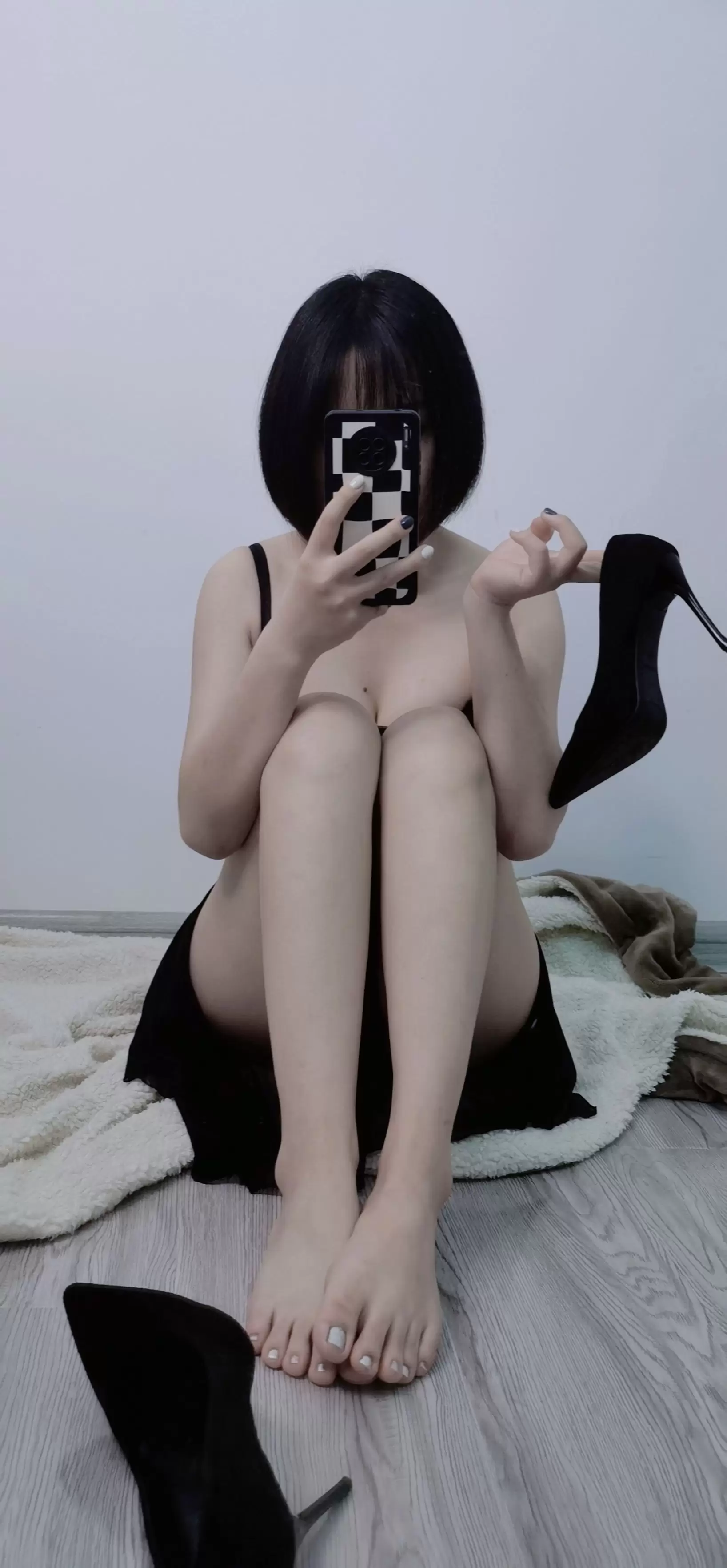 樱桃老师 – 费腰子 [30P] - 秀人网免费无水印在线套图写真