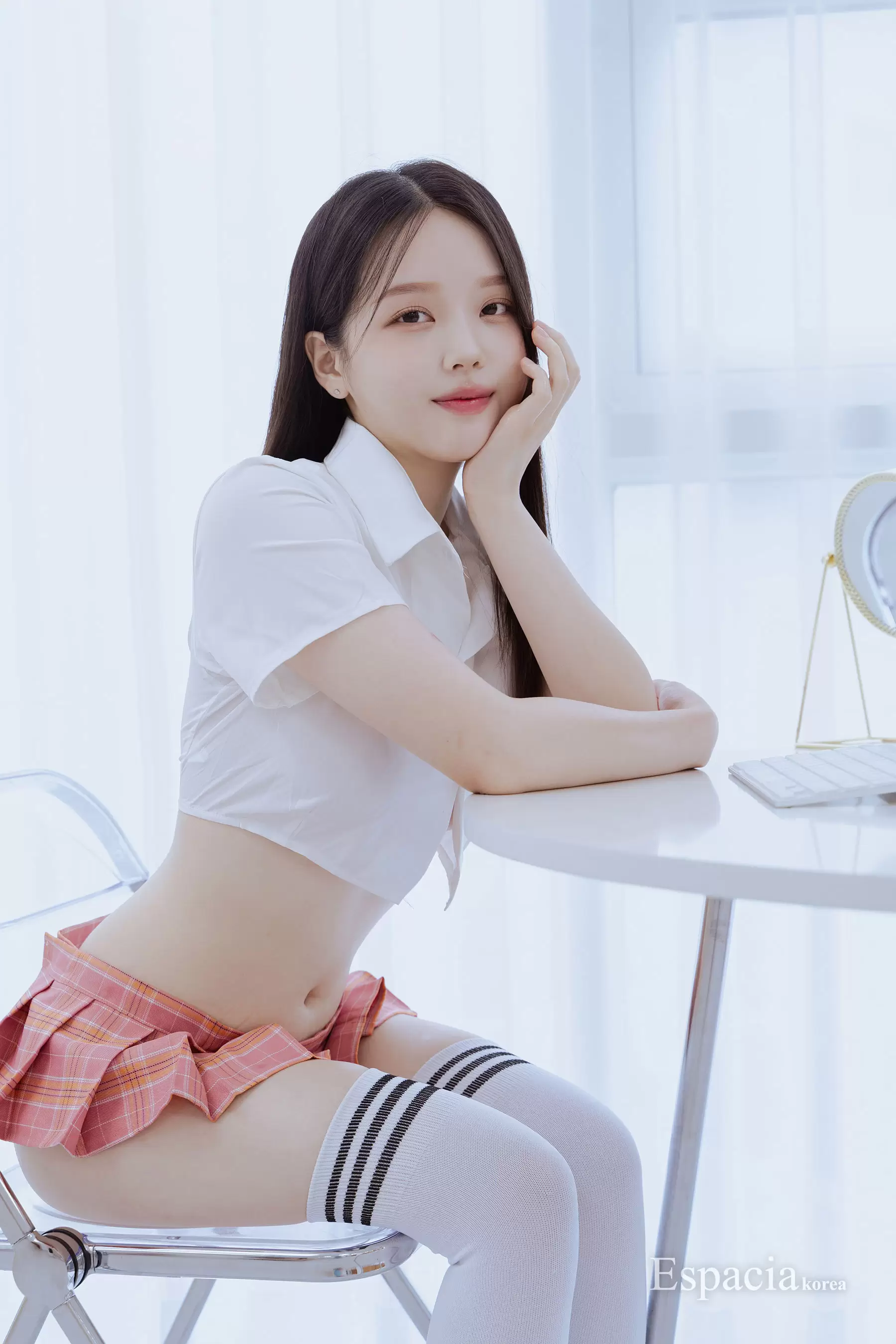 [ESPACIAKOREA] EHC-086 – Somi [50P] - 秀人网免费无水印在线套图写真