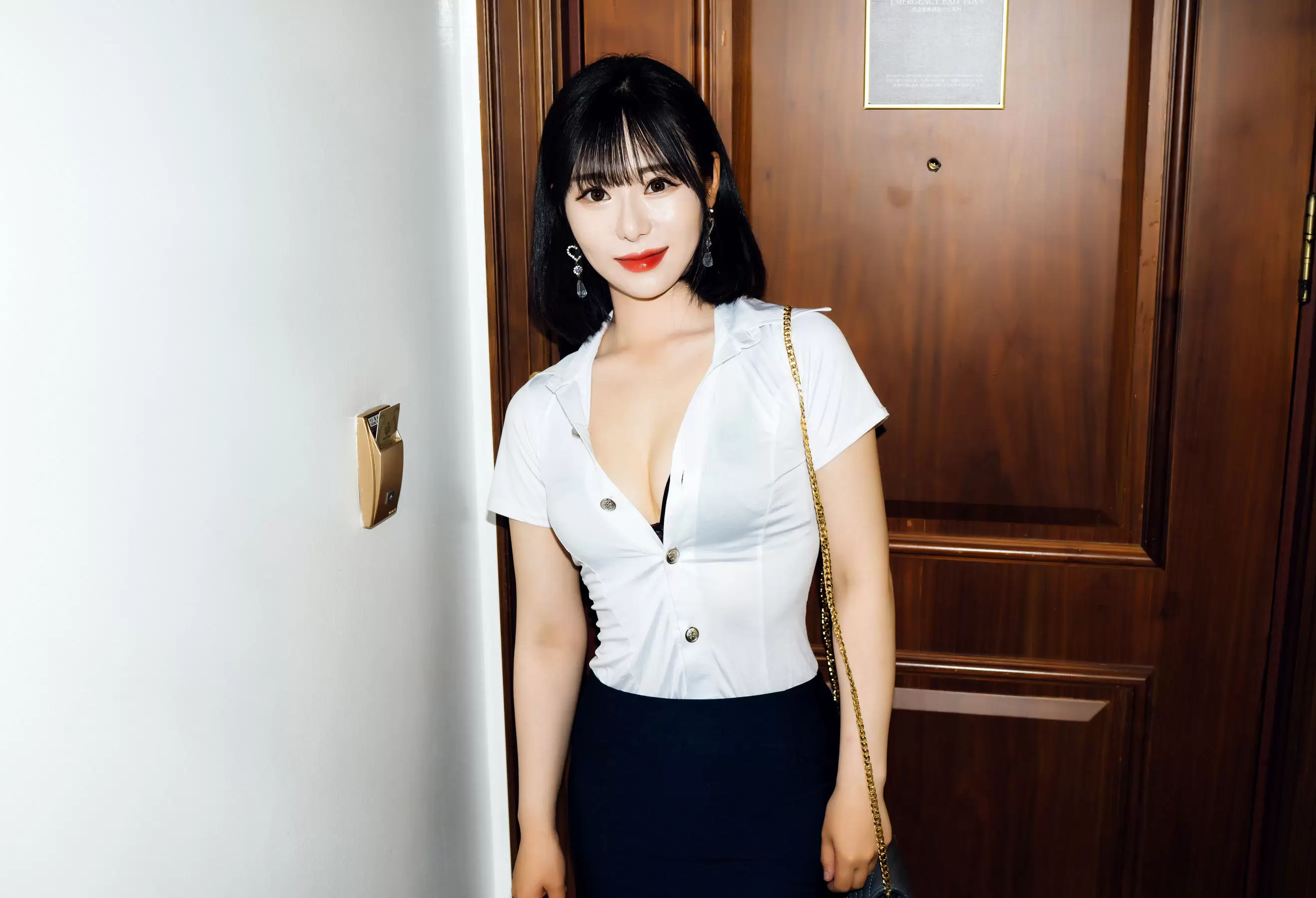 [Moon Night Snap] – Haru《A day for you Vol.1》 [18P] - 秀人网免费无水印在线套图写真