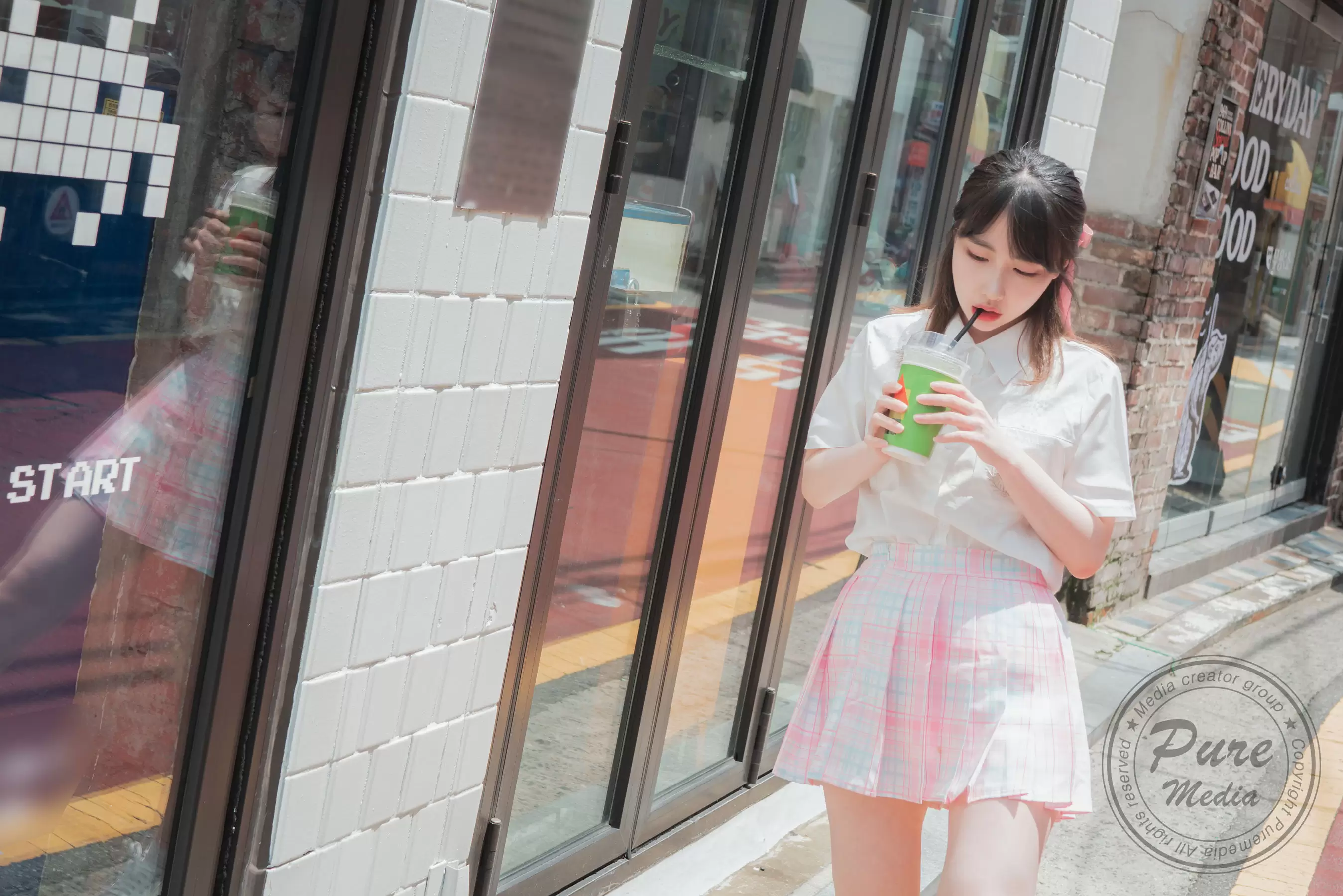 [PURE MEDIA] Vol.187 – Uhye [98P] - 秀人网免费无水印在线套图写真