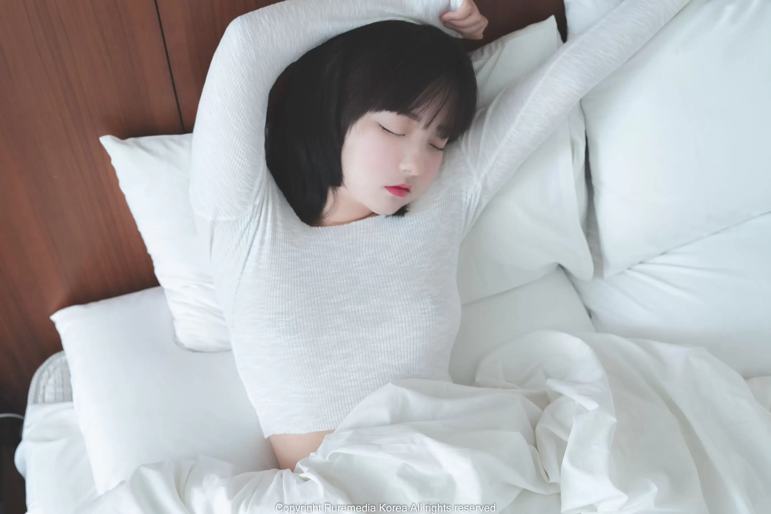 [PURE MEDIA] Vol.122 – Hansom [101P] - 秀人网免费无水印在线套图写真