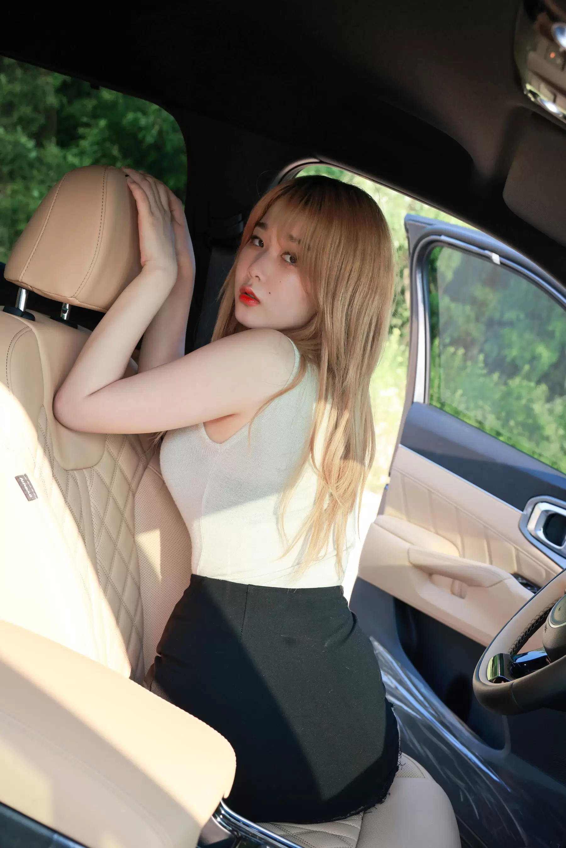 [Ziakwon] Zia – Car Play [86P] - 秀人网免费无水印在线套图写真