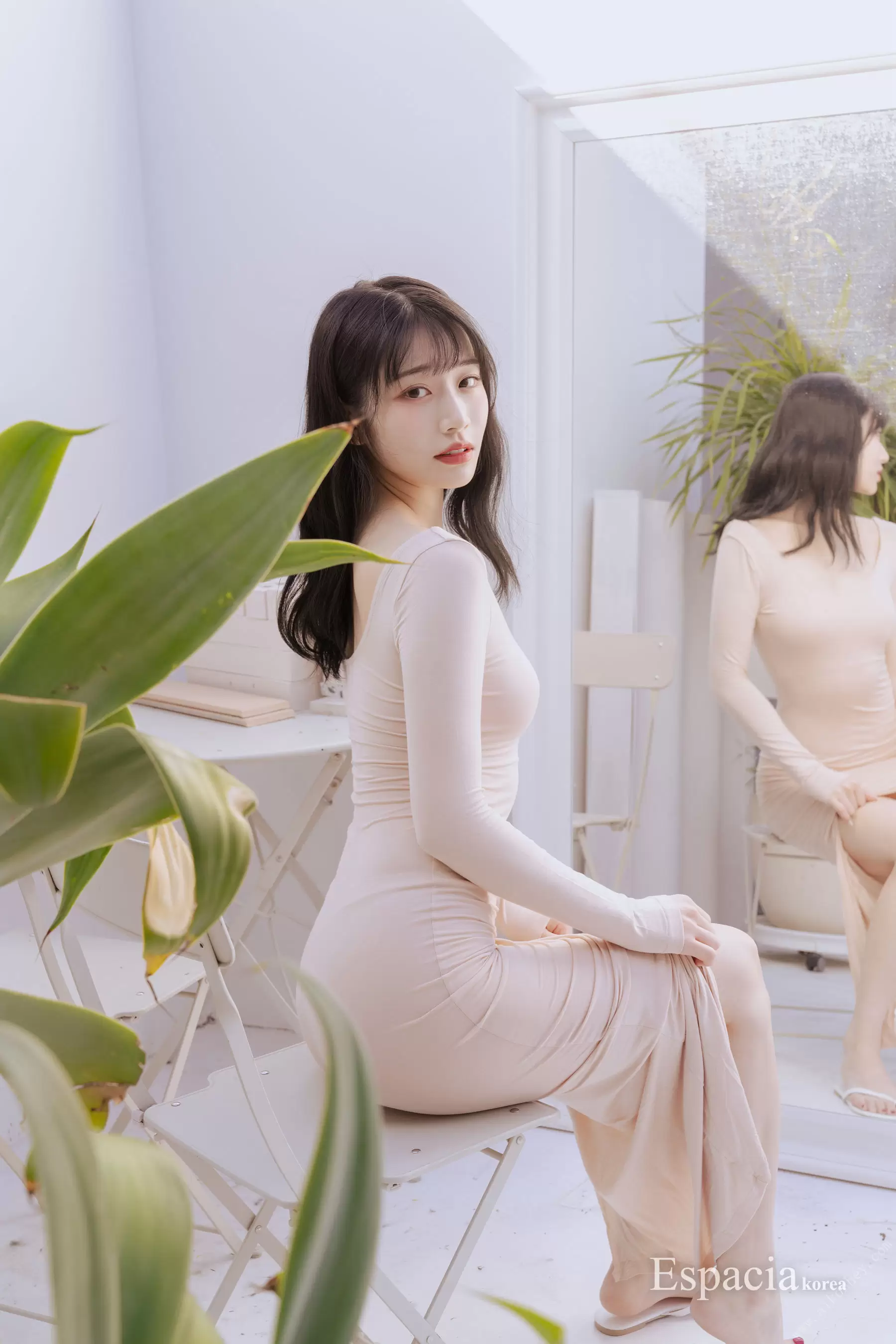 [ESPACIAKOREA] EXC-085 – Saika [25P] - 秀人网免费无水印在线套图写真